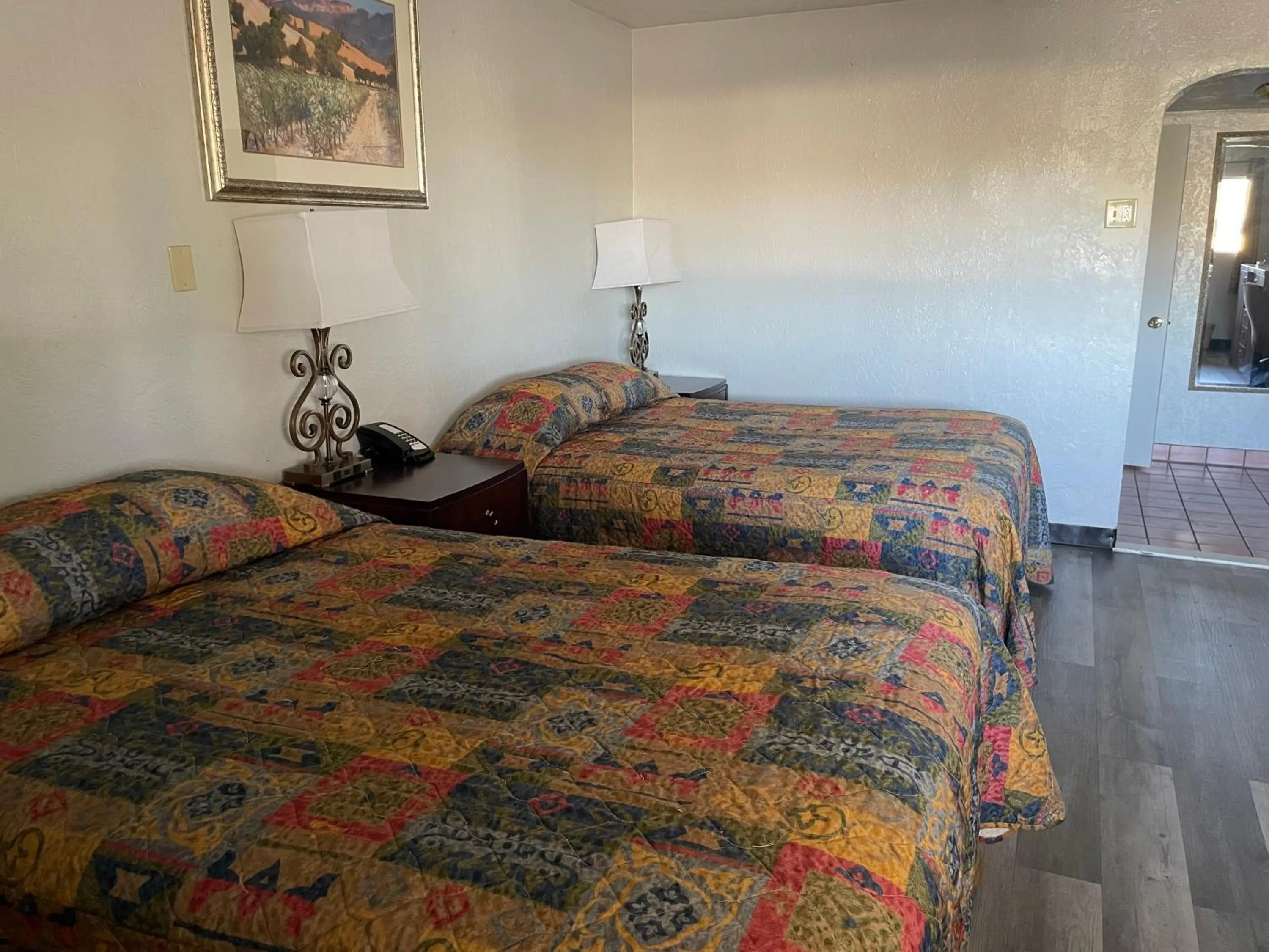 Bed in Four Corners Inn