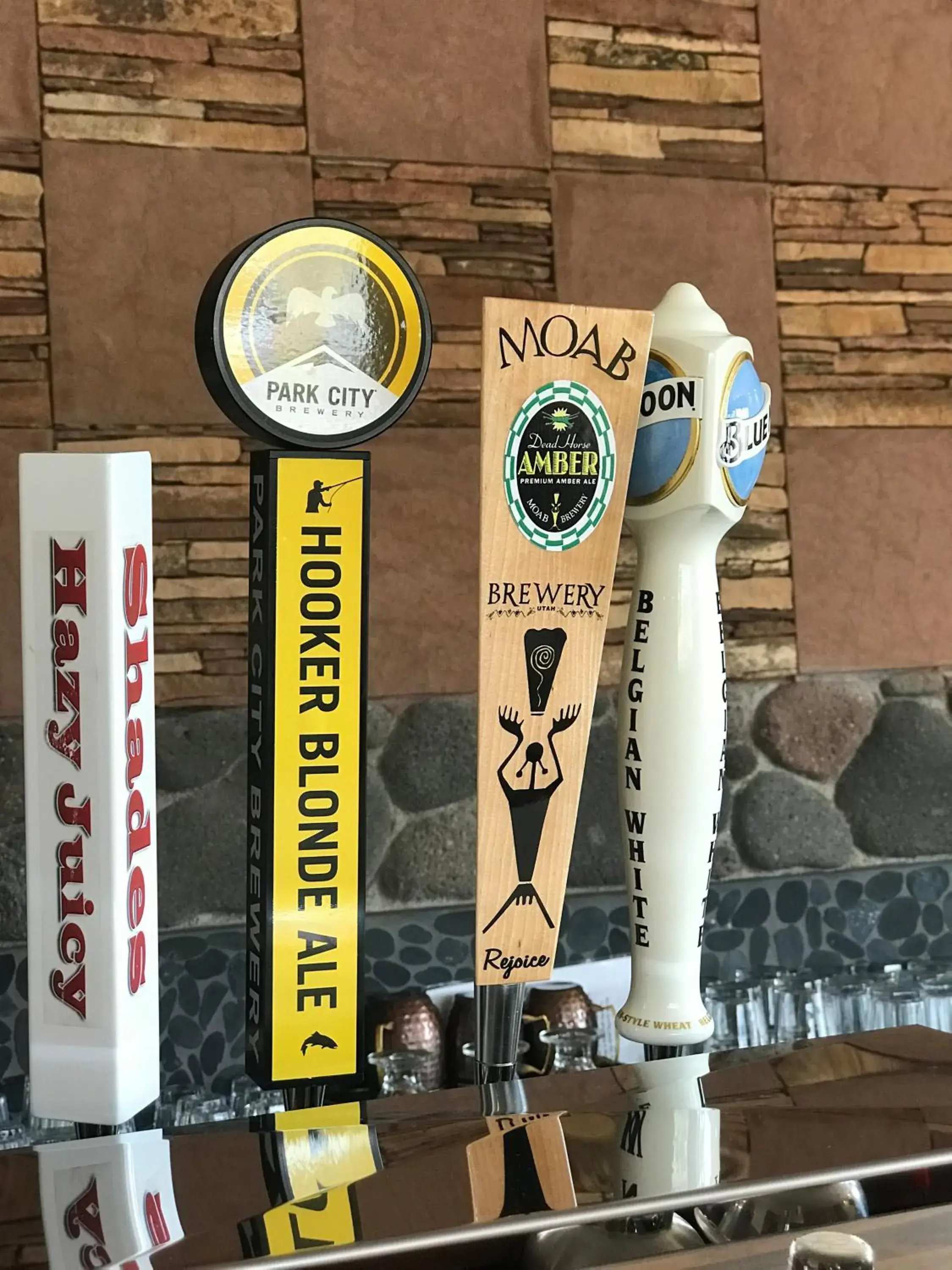 Restaurant/places to eat in Red Sands Hotel Restaurant/places to eat in Red Sands Hotel