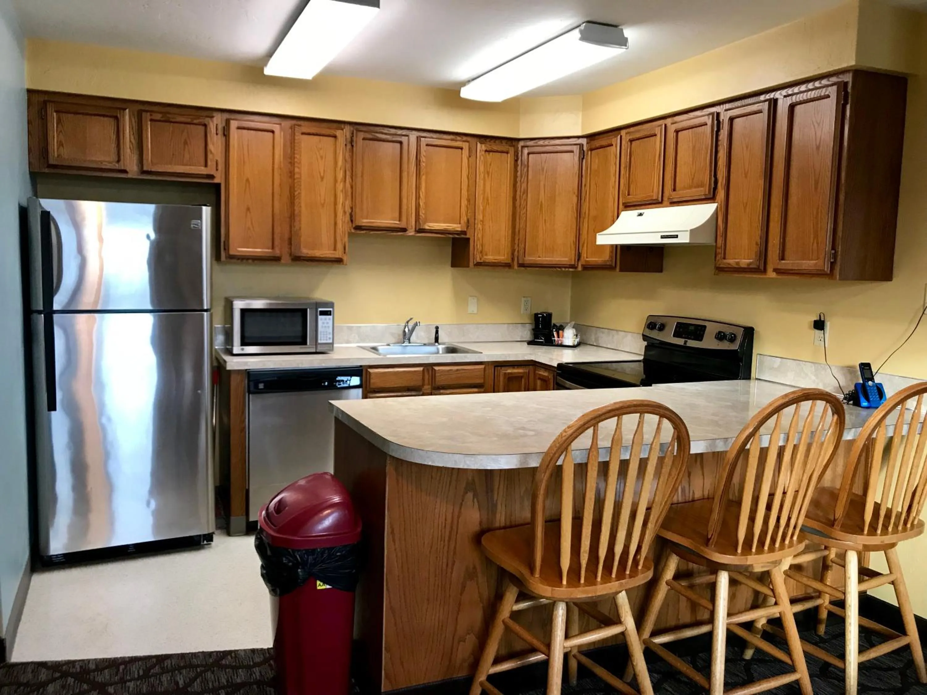 Kitchen or kitchenette in Super 8 by Wyndham Union Gap Yakima Area