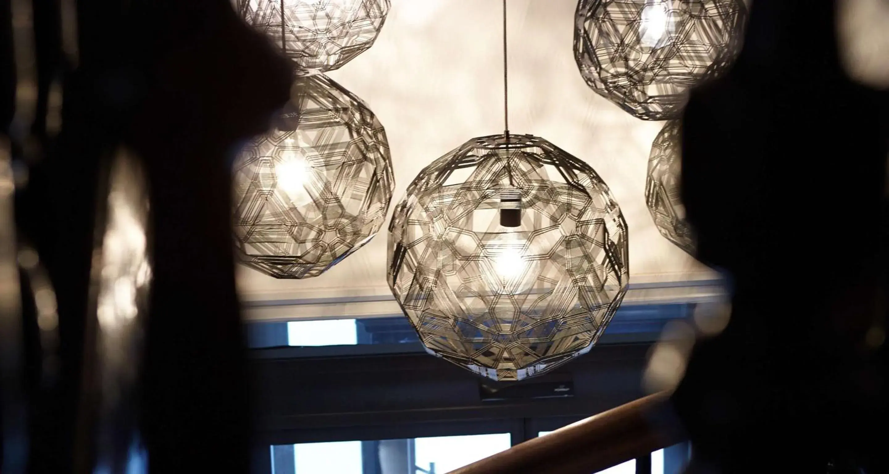 Lobby or reception in Best Western Le Cheval Blanc -Vue sur le port-plein centre ville Lobby or reception in Best Western Le Cheval Blanc -Vue sur le port-plein centre ville