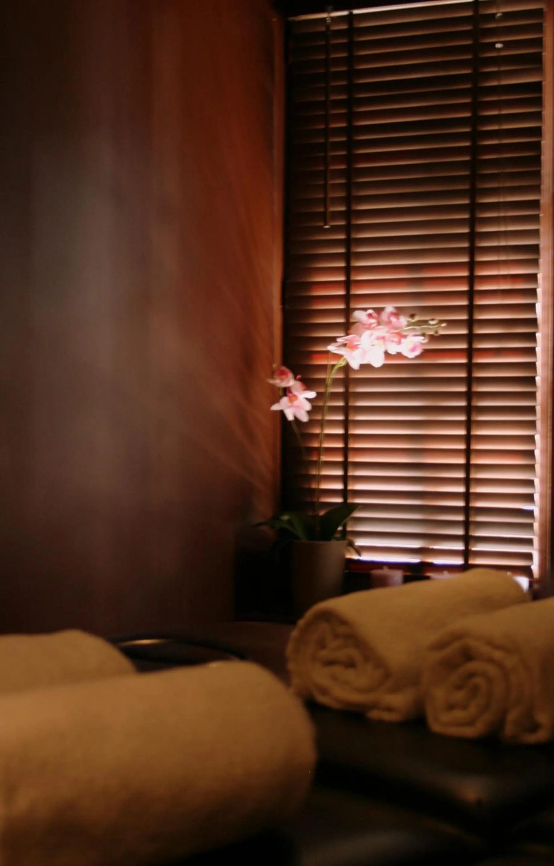 Other, Bed in Best Western Le Cheval Blanc -Vue sur le port-plein centre ville