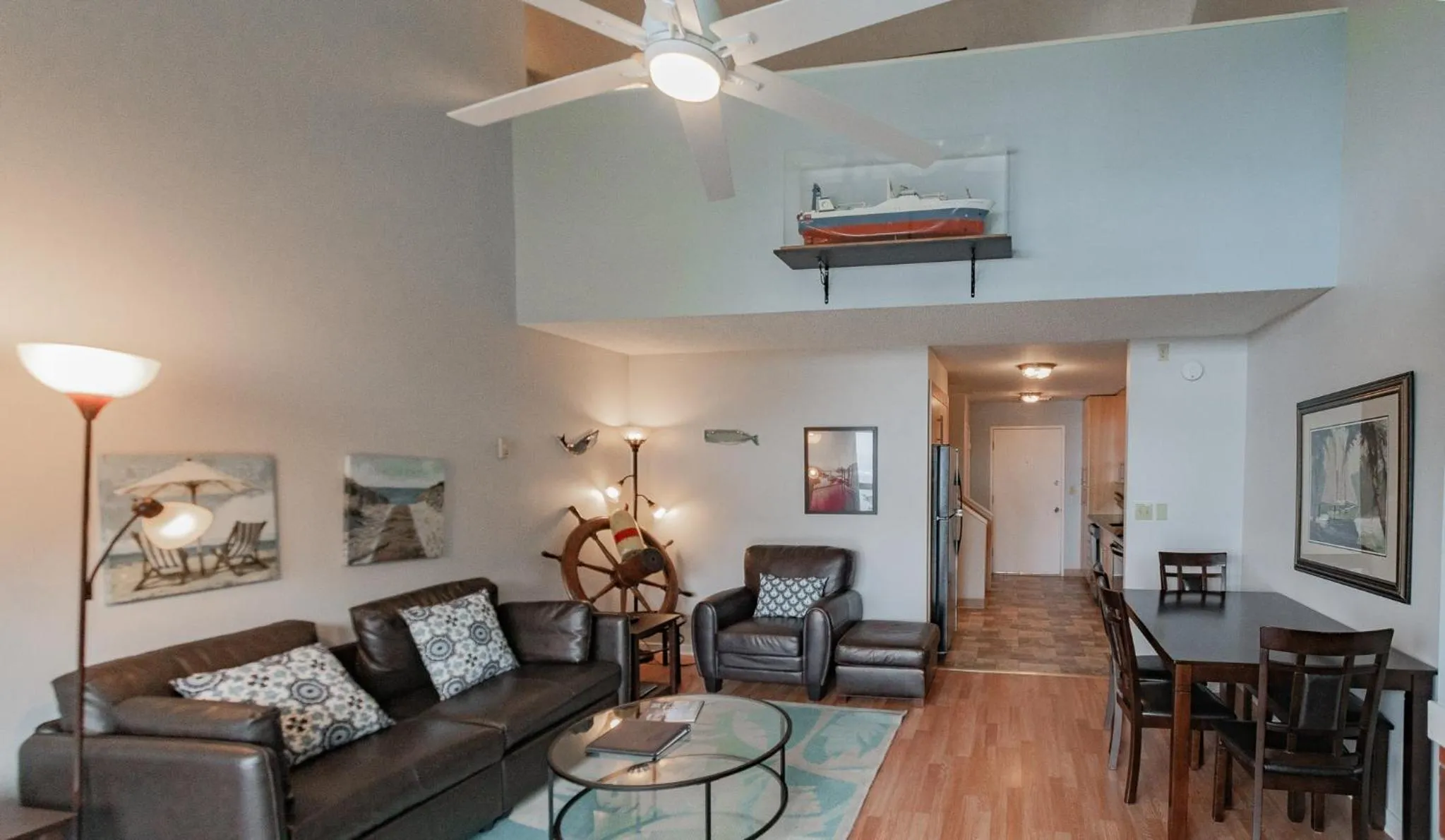 Living room in Inn at Otter Crest