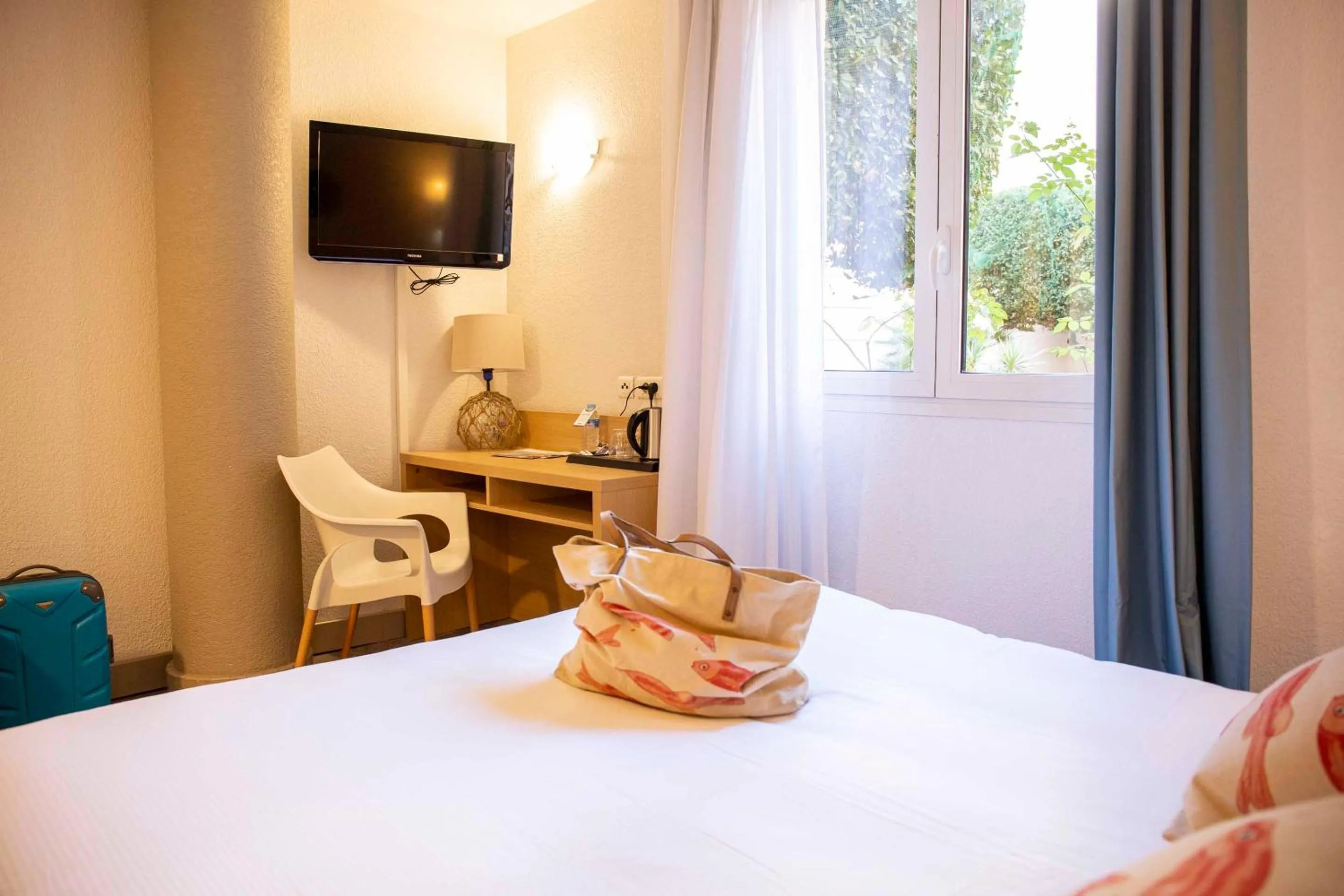 Photo of the whole room, Bed in Hotel Port Marine