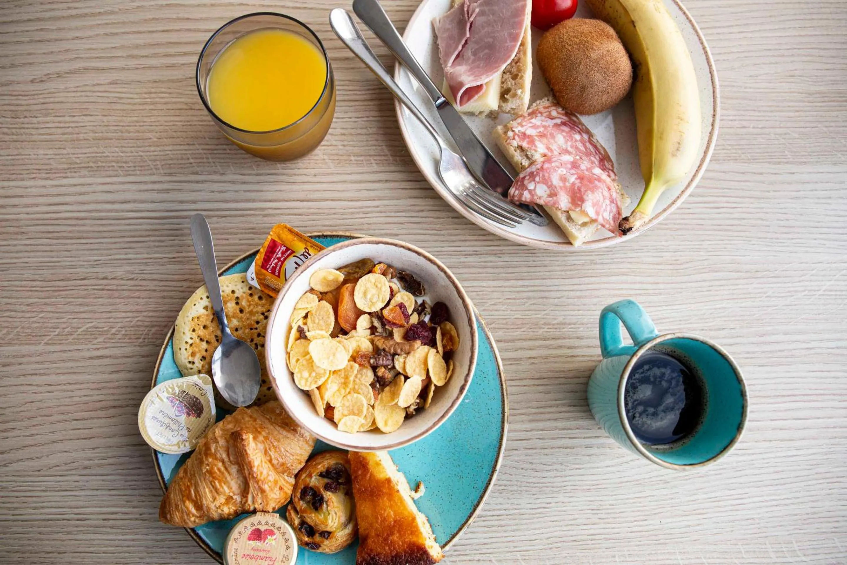 Breakfast in Hotel Port Marine