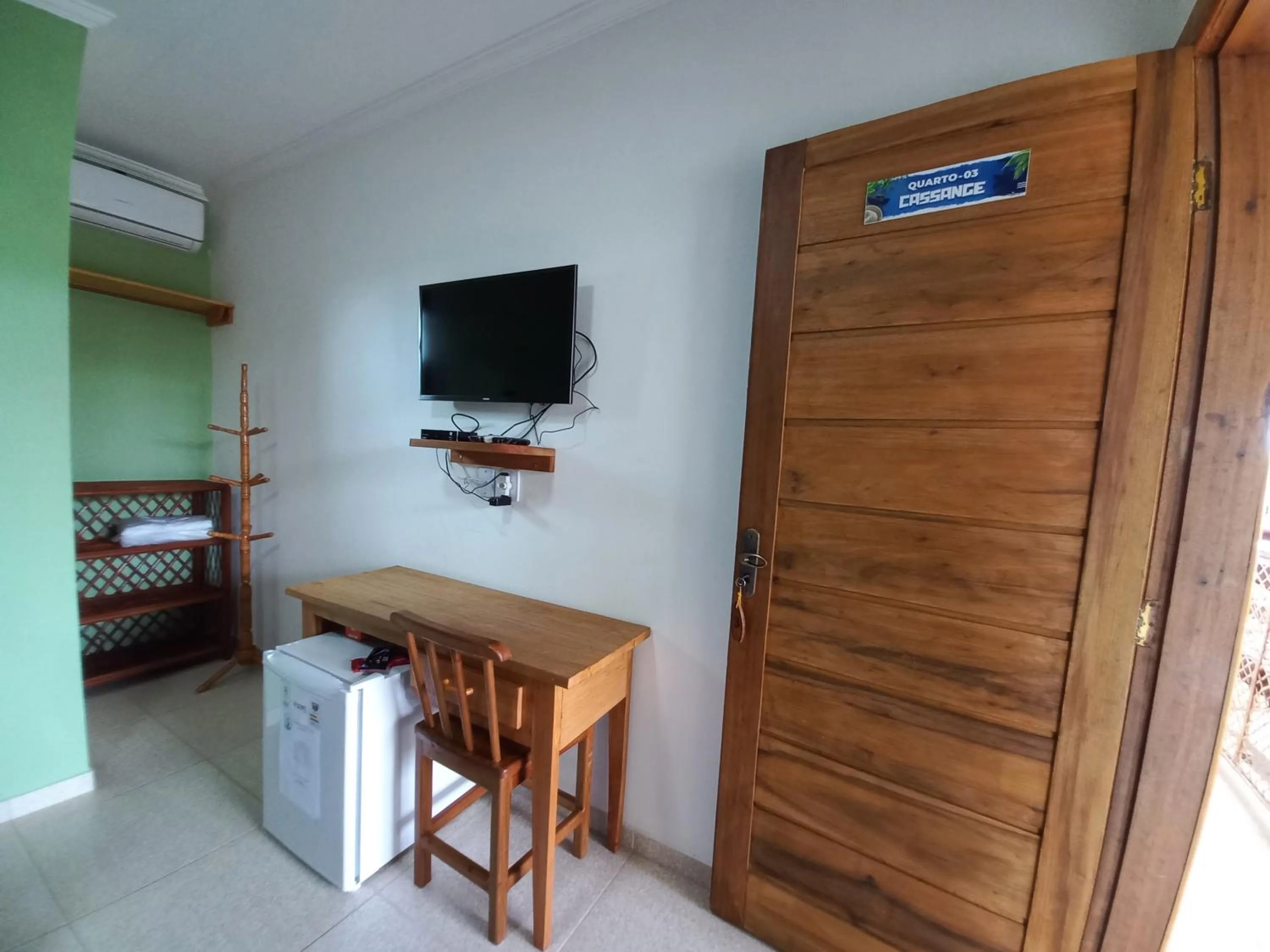 TV and multimedia in Pousada Cantinho de Taipu