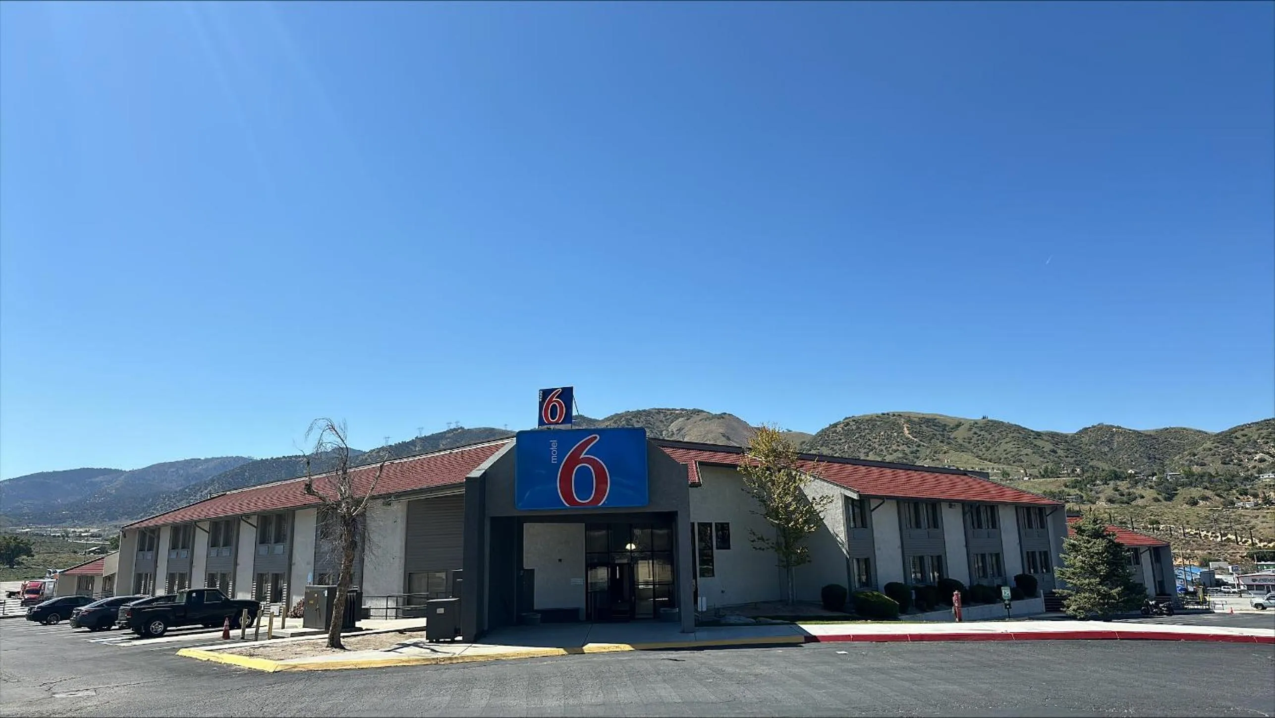 Property building in Motel 6-Lebec, CA