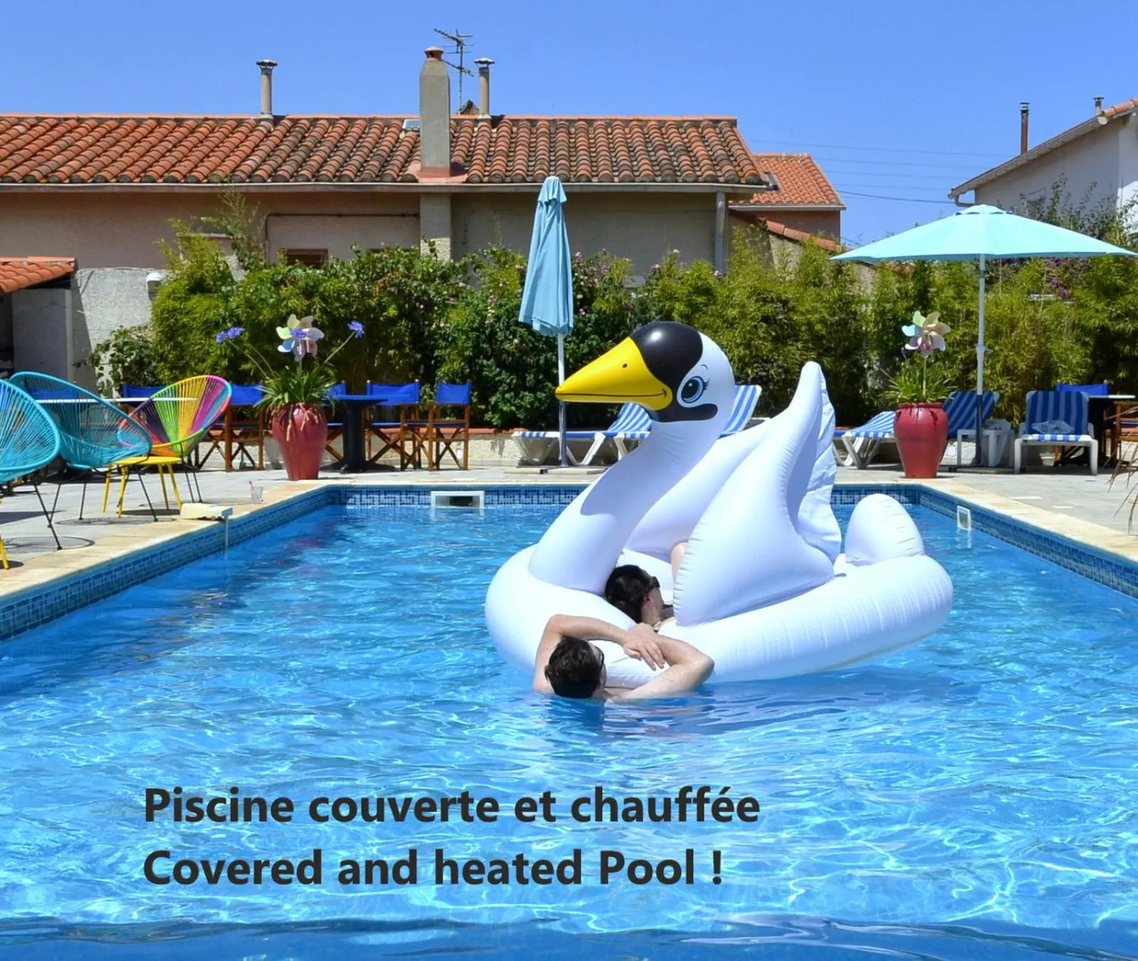 Swimming pool in Le Galion Hotel et Restaurant Canet Plage - Logis