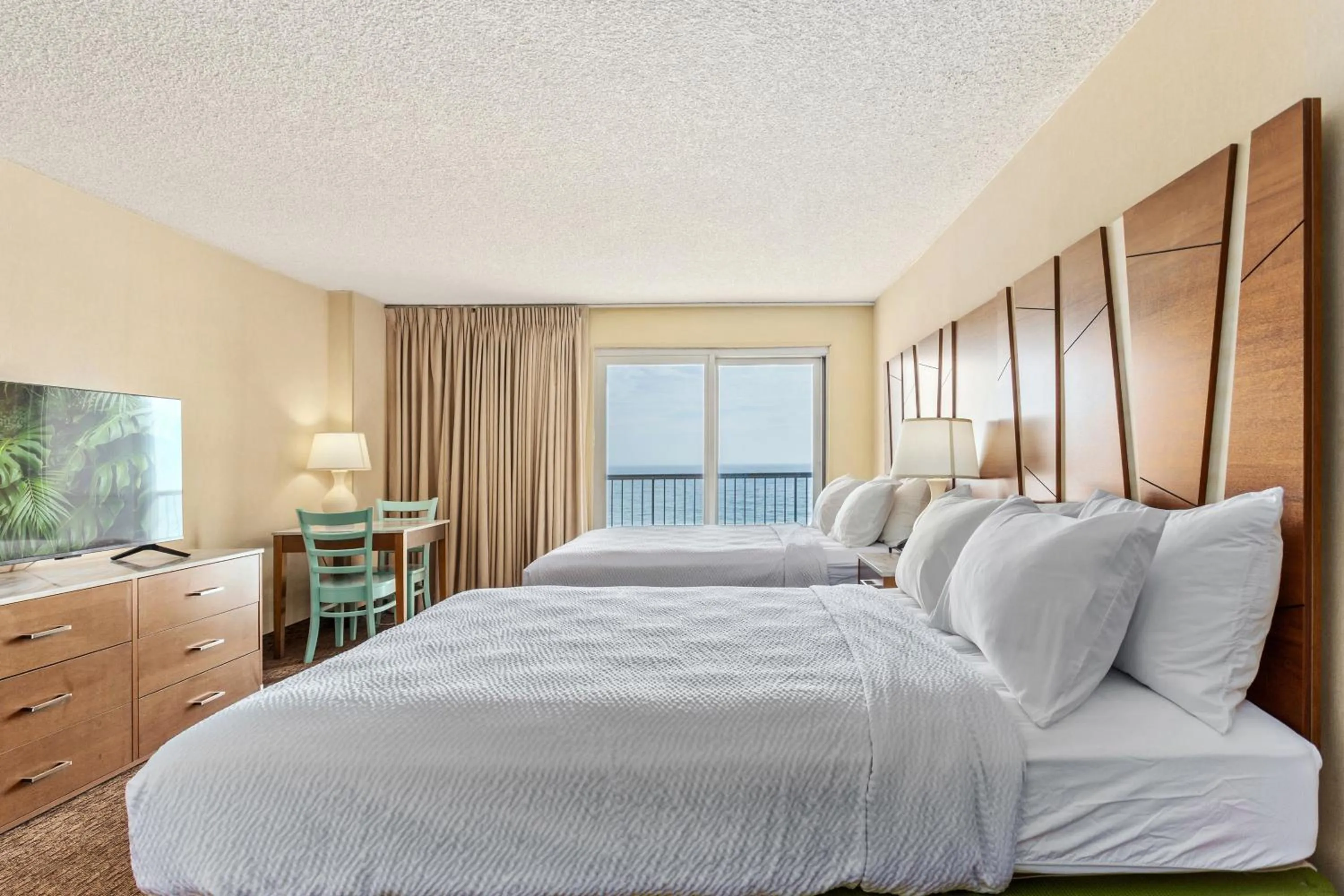 Photo of the whole room, Bed in Americana Hotel Boardwalk