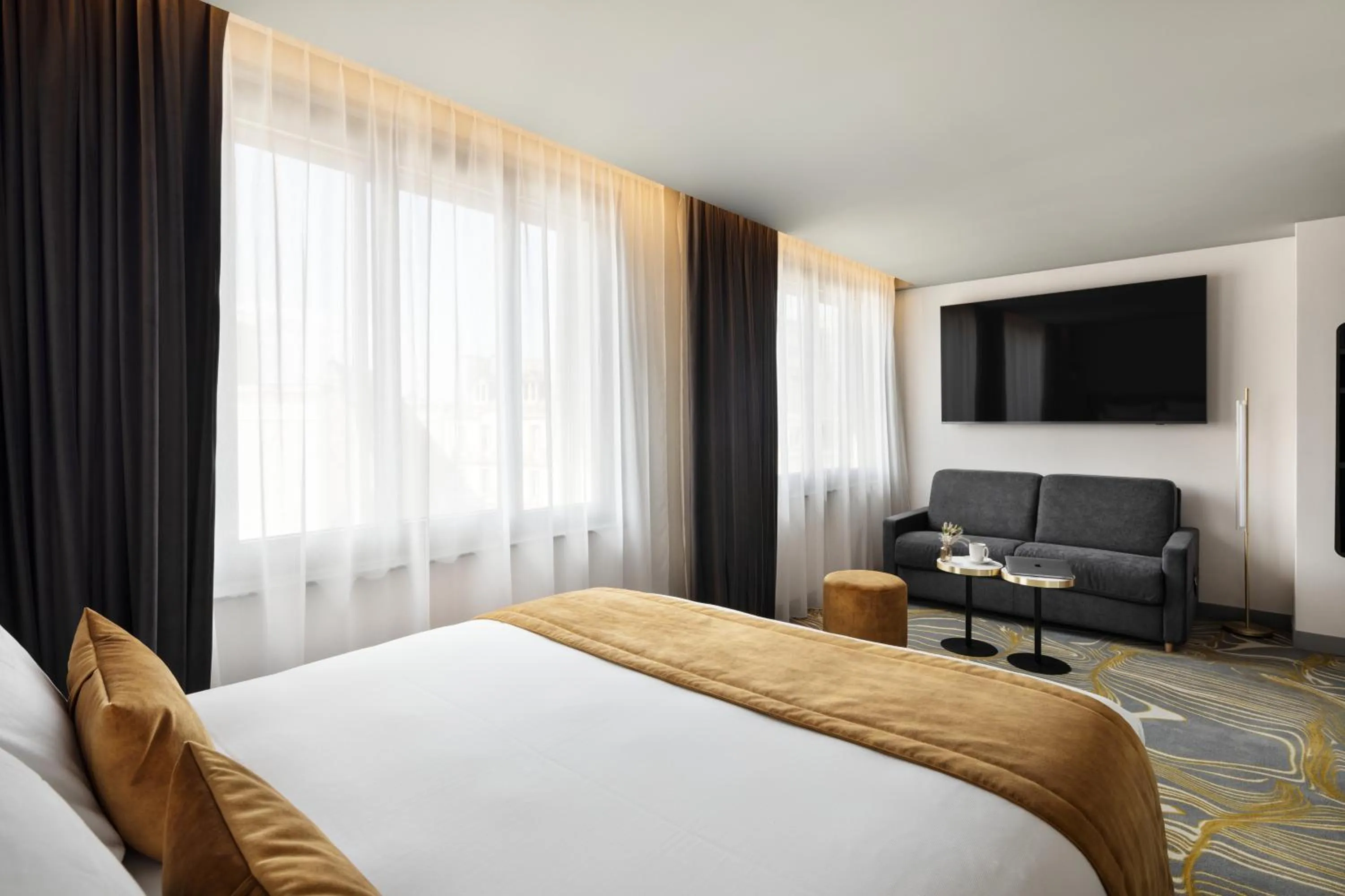 Bed in Hôtel & Spa Le Maury, Vannes, The Originals Boutique