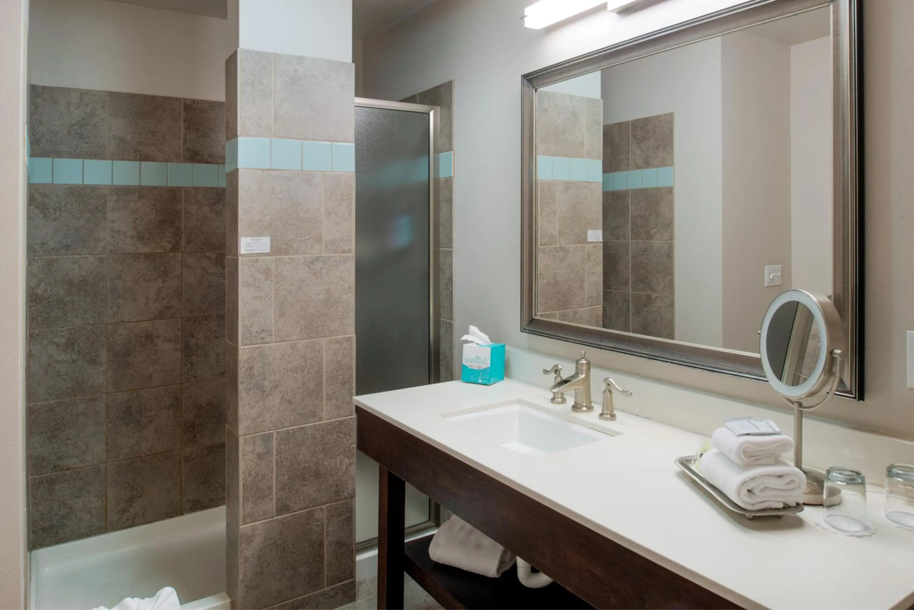 Bathroom in Inn at Nye Beach