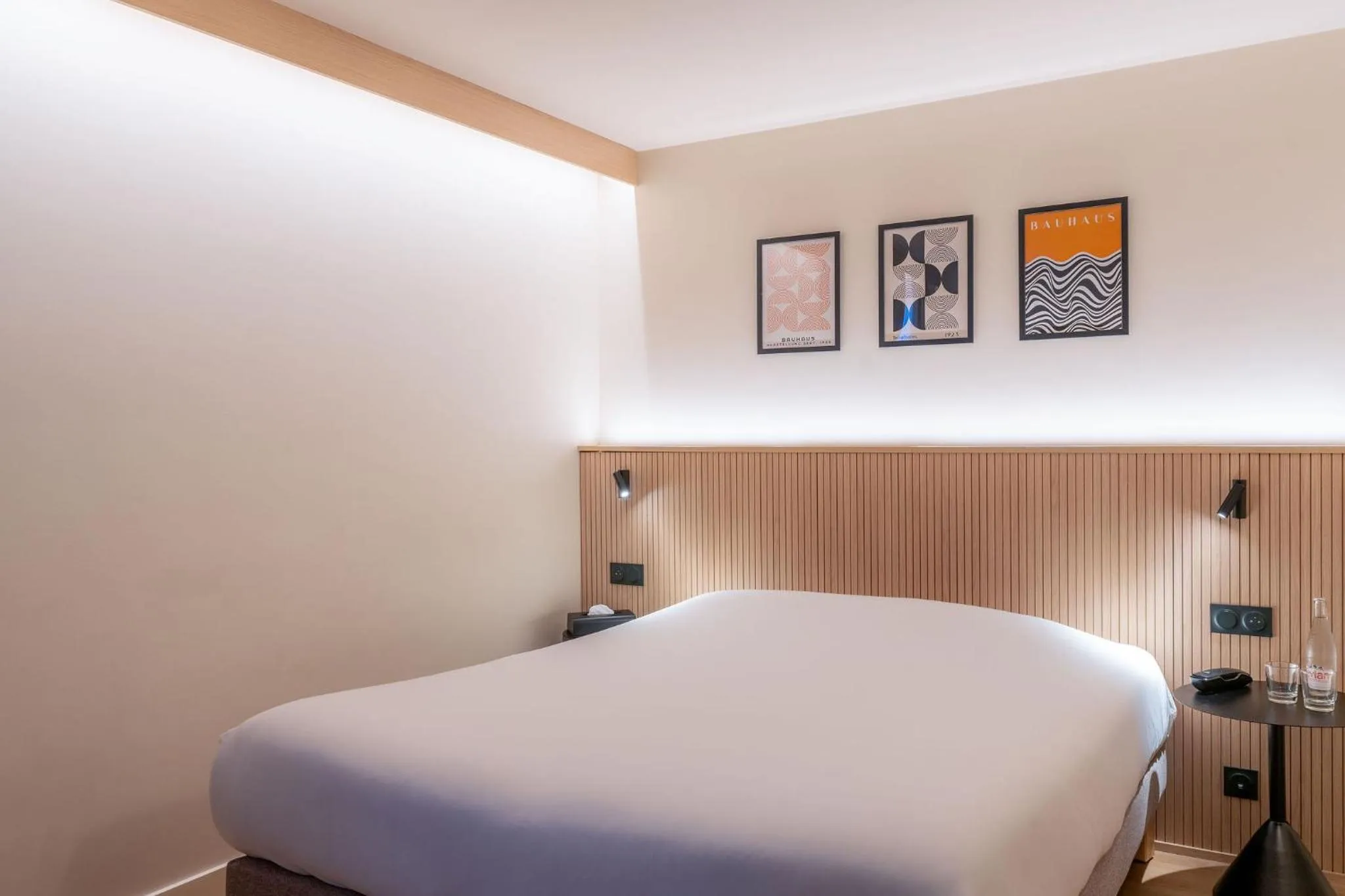 Bedroom, Bed in Grand Hôtel De La Seine