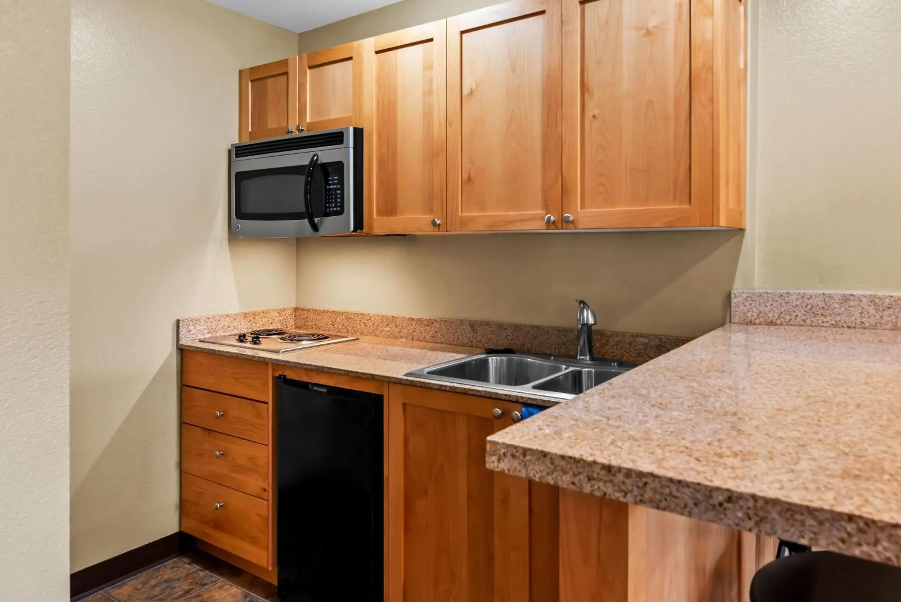 Photo of the whole room in Baymont by Wyndham Yakima Riverfront Photo of the whole room in Baymont by Wyndham Yakima Riverfront