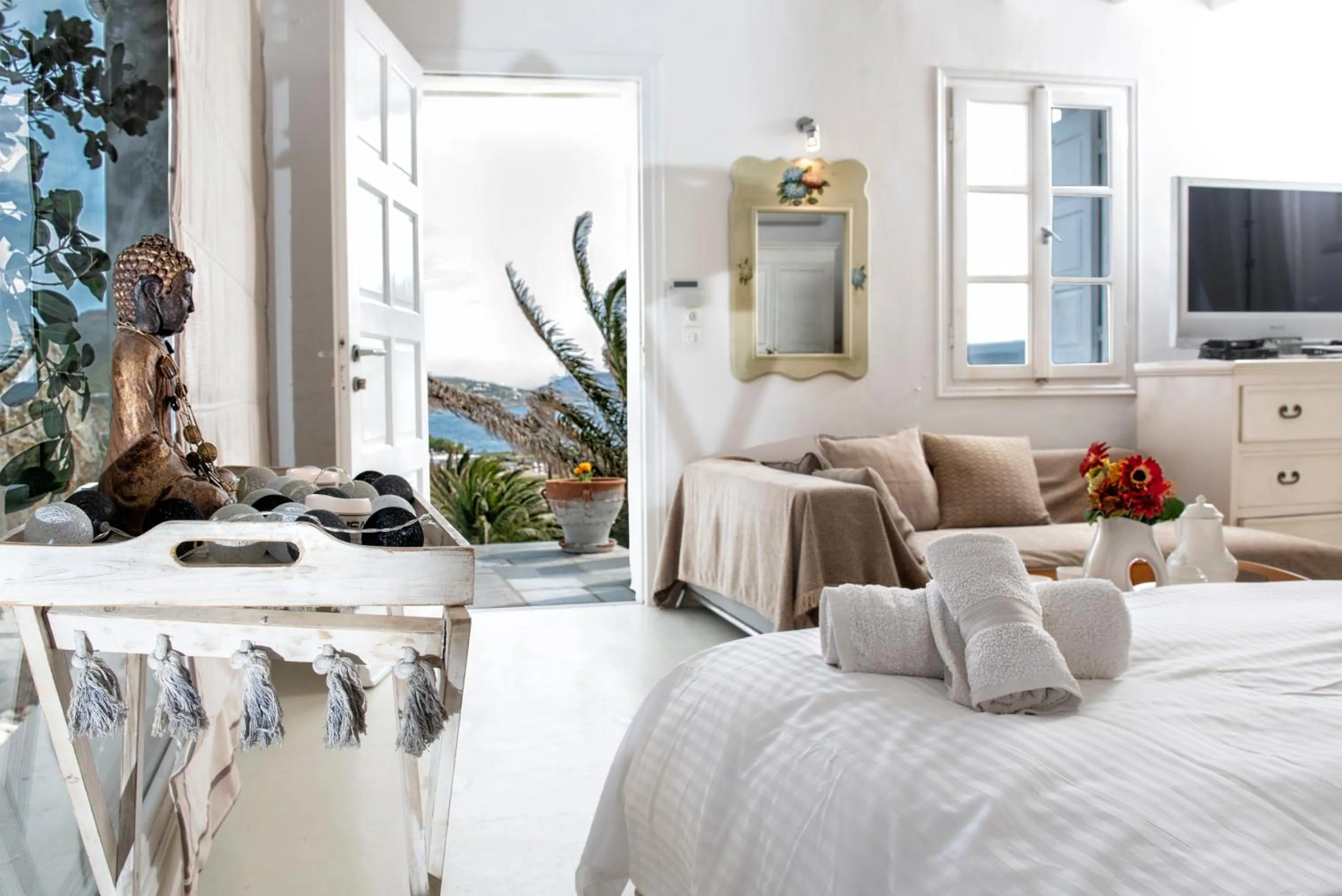 Bed in Manu Mykonos Next to the Beach Quality Brand Villa & Bungalows