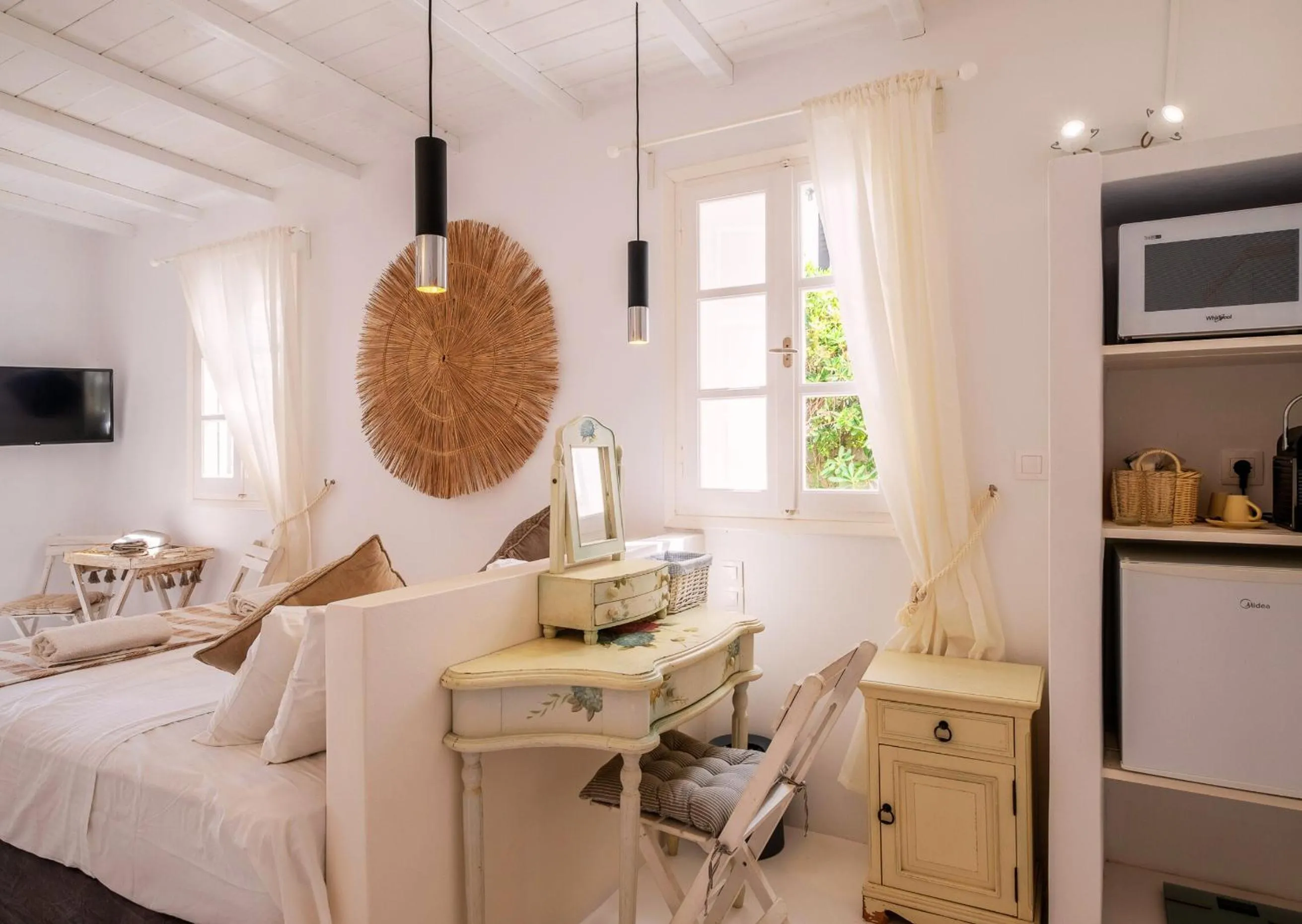 Bed in Manu Mykonos Next to the Beach Quality Brand Villa & Bungalows