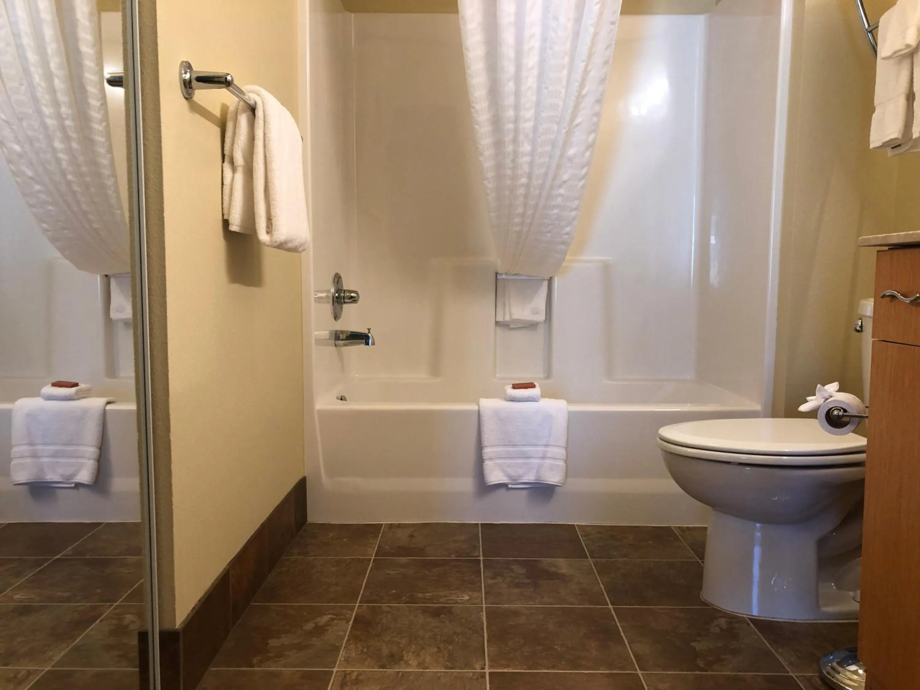 Bathroom in Extended Stay America Suites - Juneau - Shell Simmons Drive
