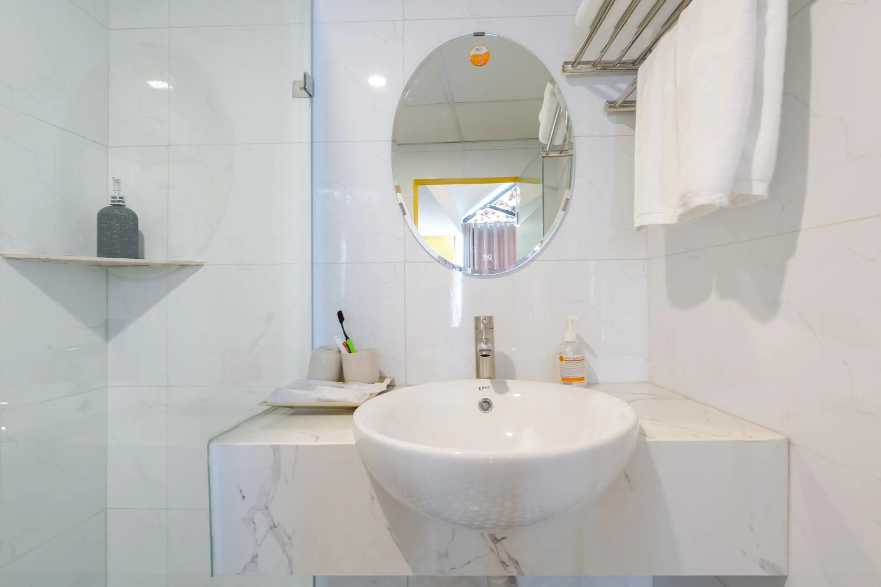 The Poppy Villa & Hotel