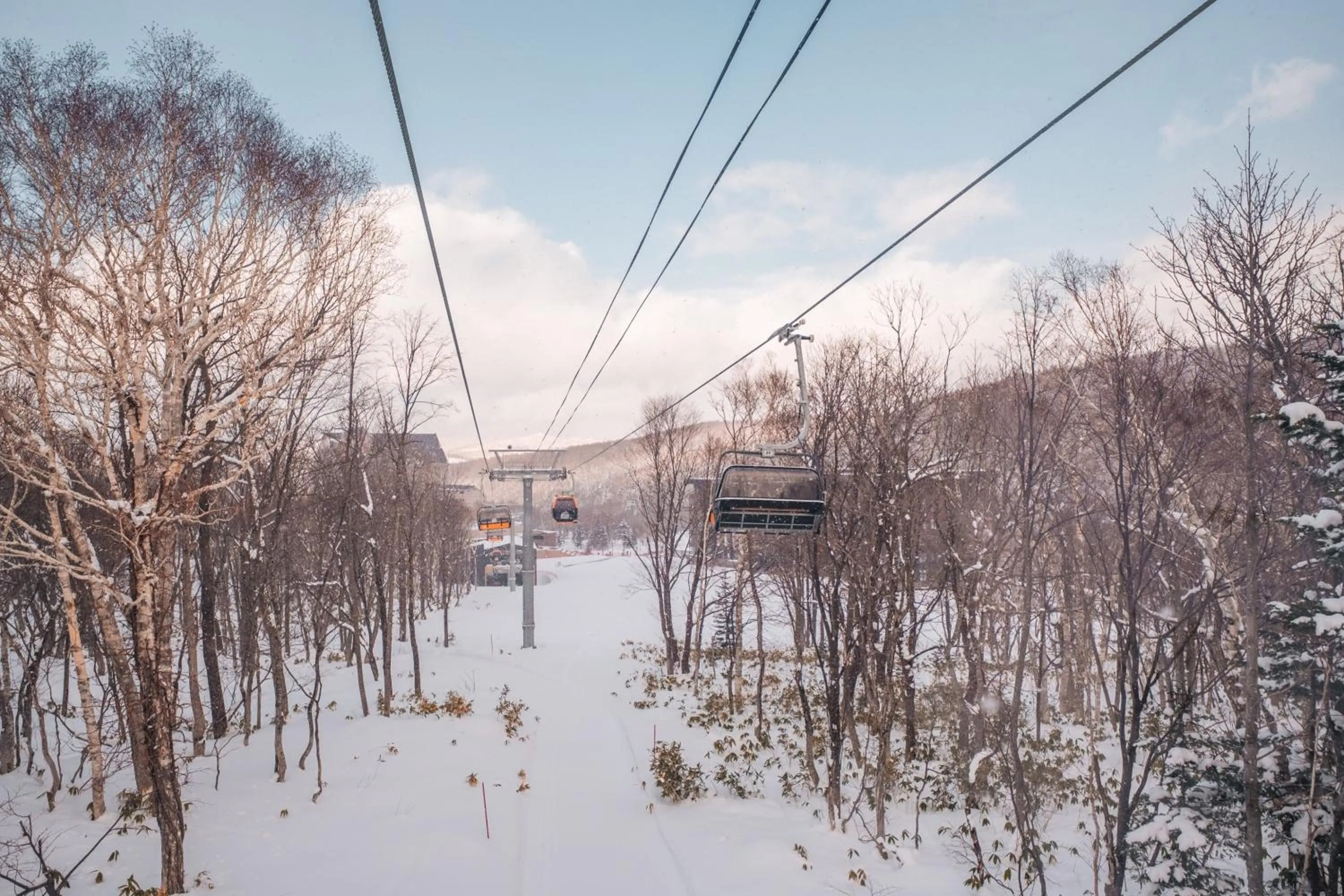 Skiing in Yu Kiroro, Ski-in Ski-out Luxury Residences