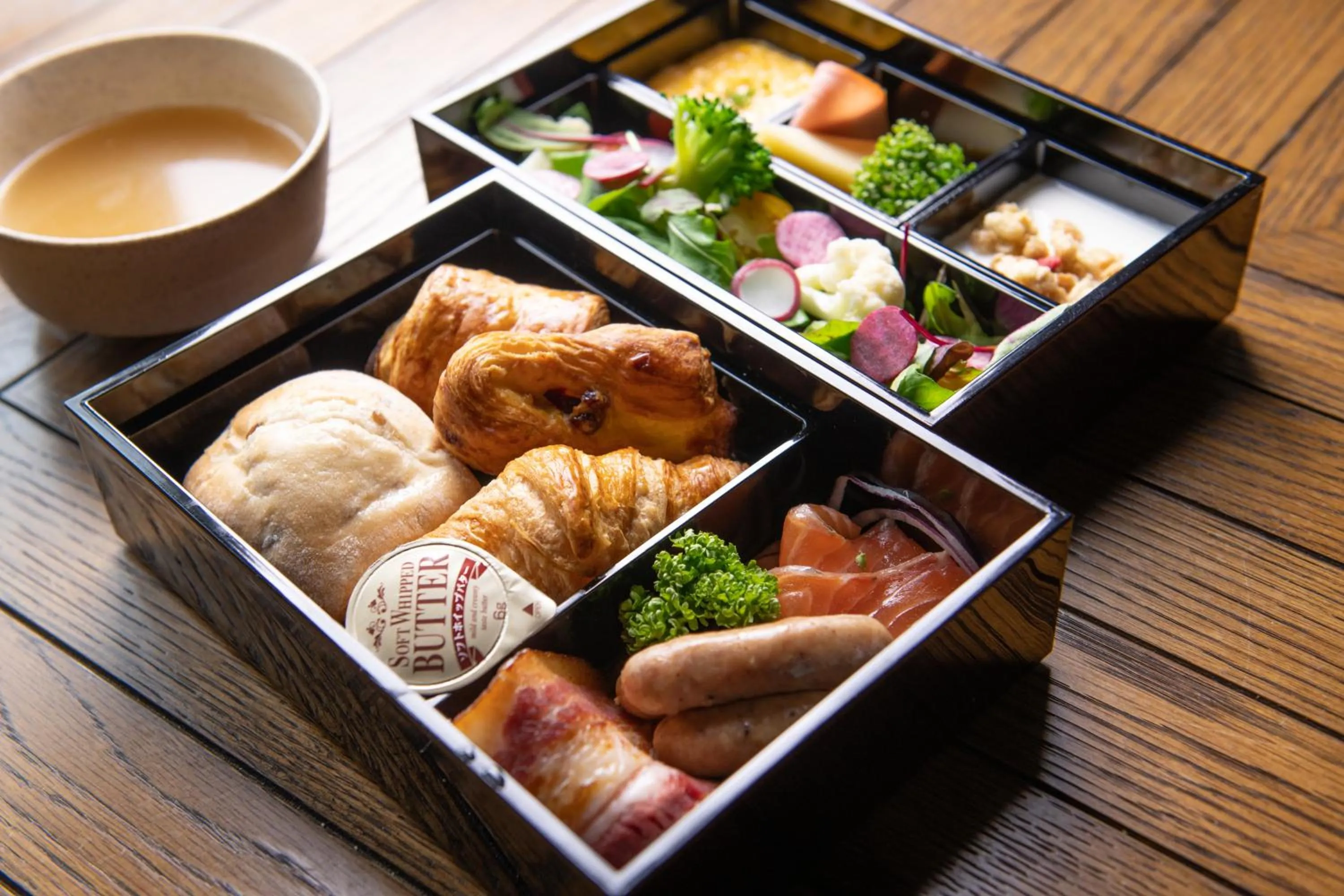 Breakfast in Yu Kiroro, Ski-in Ski-out Luxury Residences