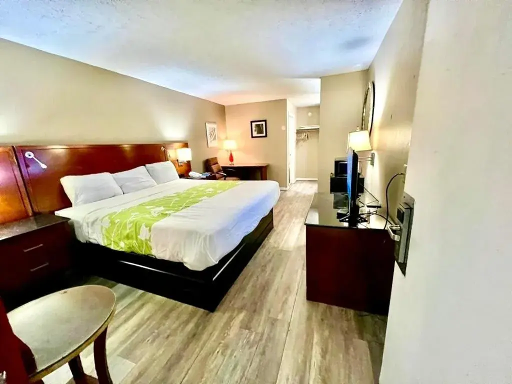 Bed in Rodeway Inn Jackson Northwest Bed in Rodeway Inn Jackson Northwest