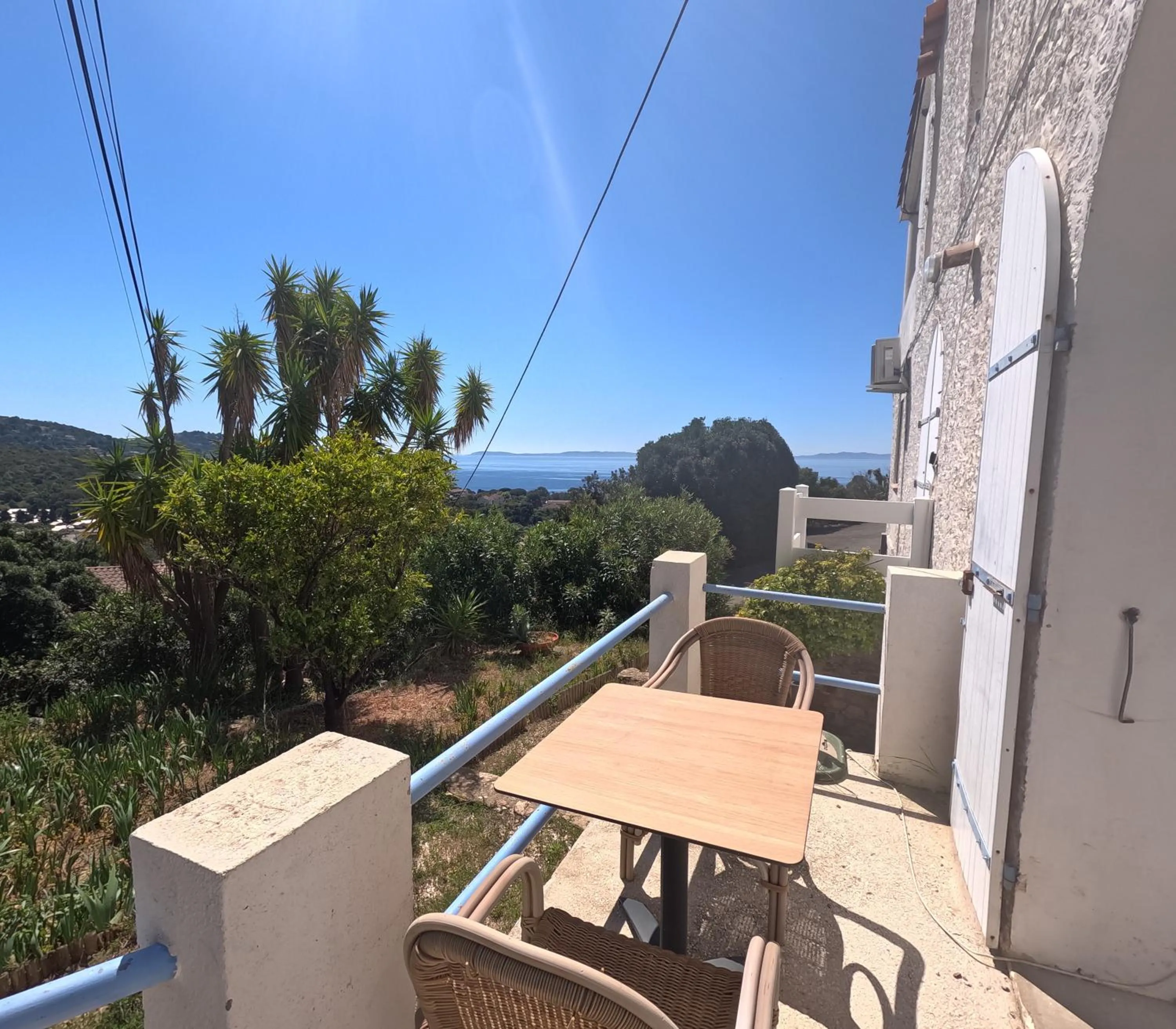 Balcony/Terrace in Azur Hotel
