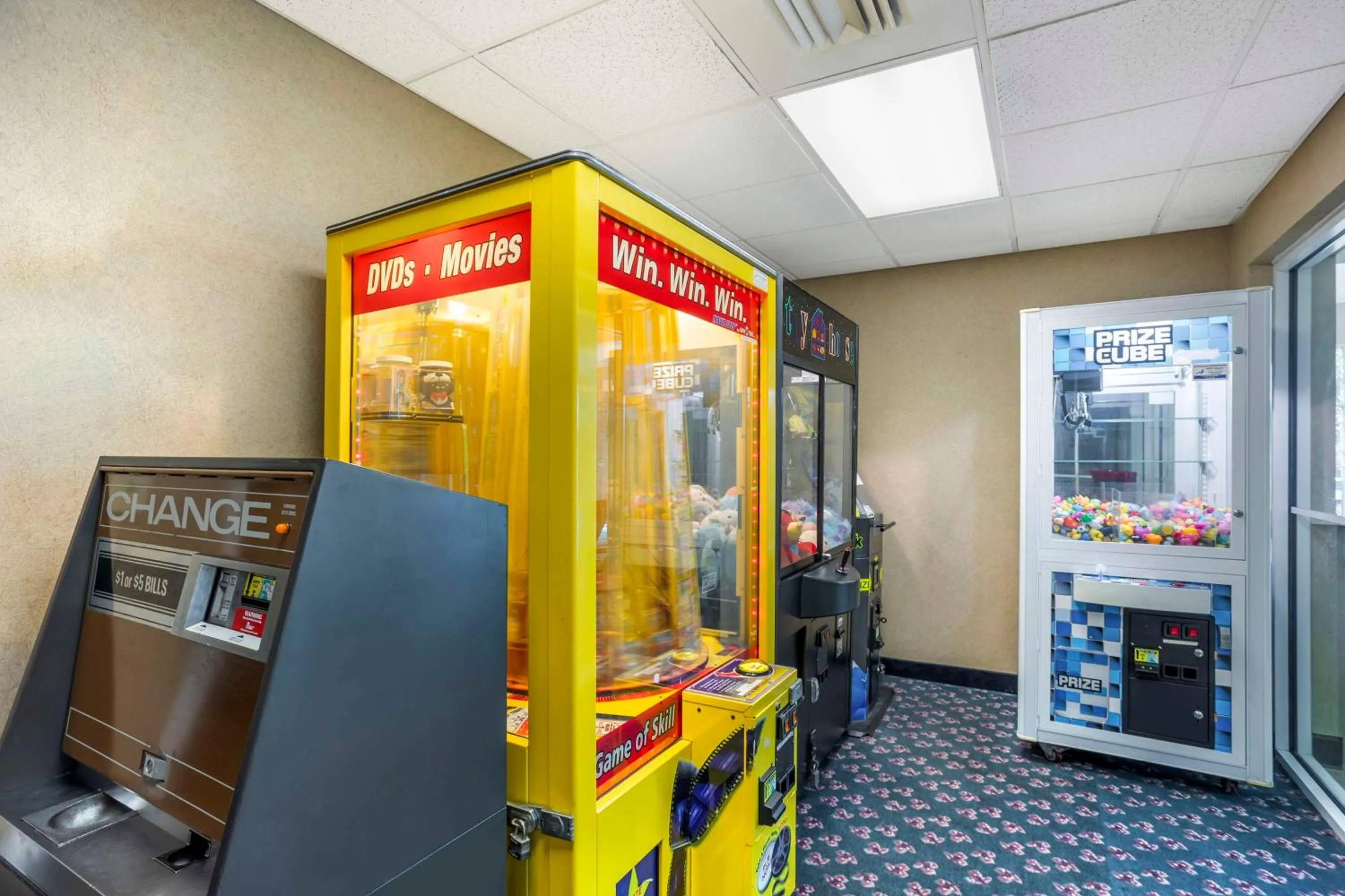 Sports in Best Western PLUS Revere Inn & Suites