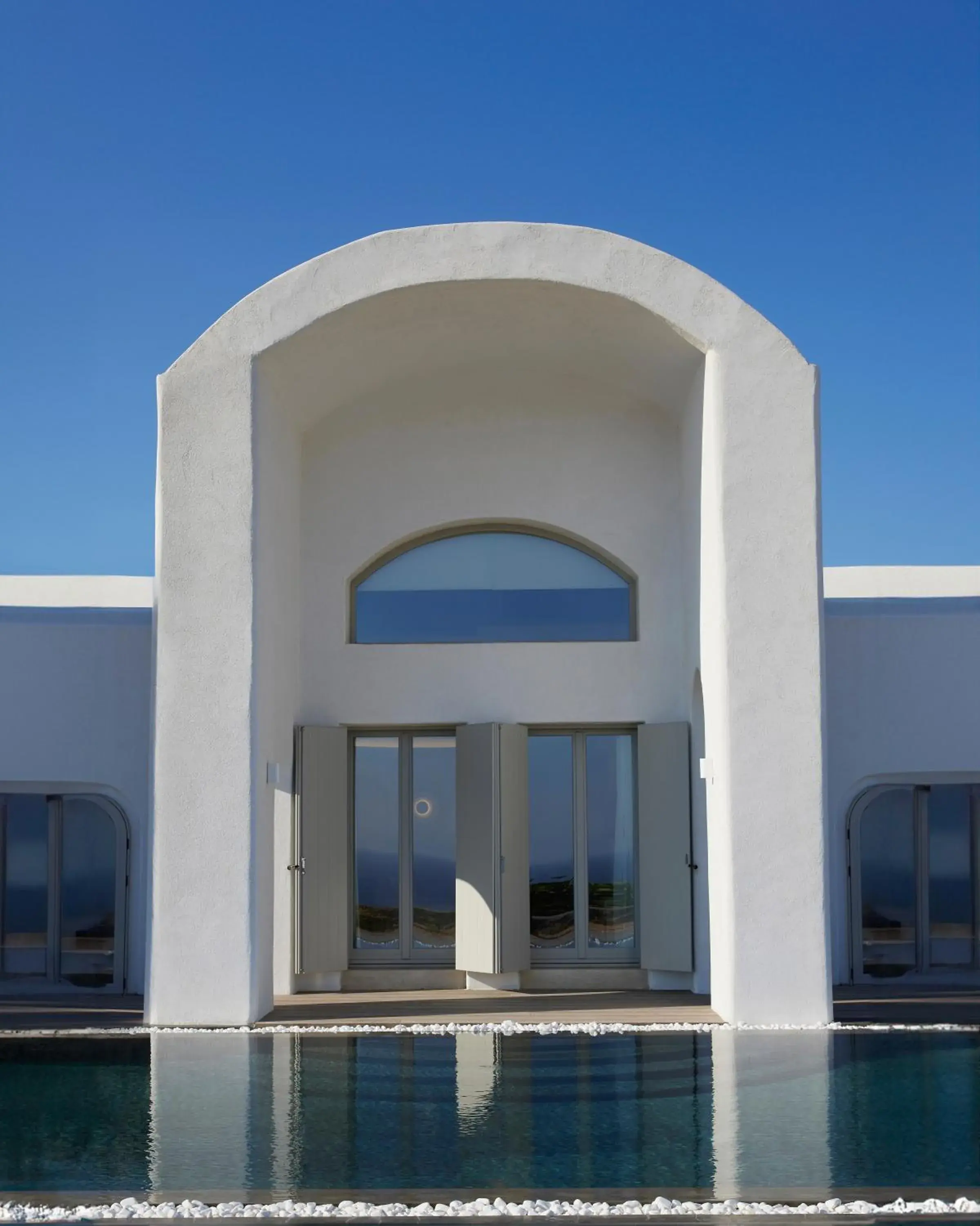 Pool view in Danae Suites Santorini Pool view in Danae Suites Santorini