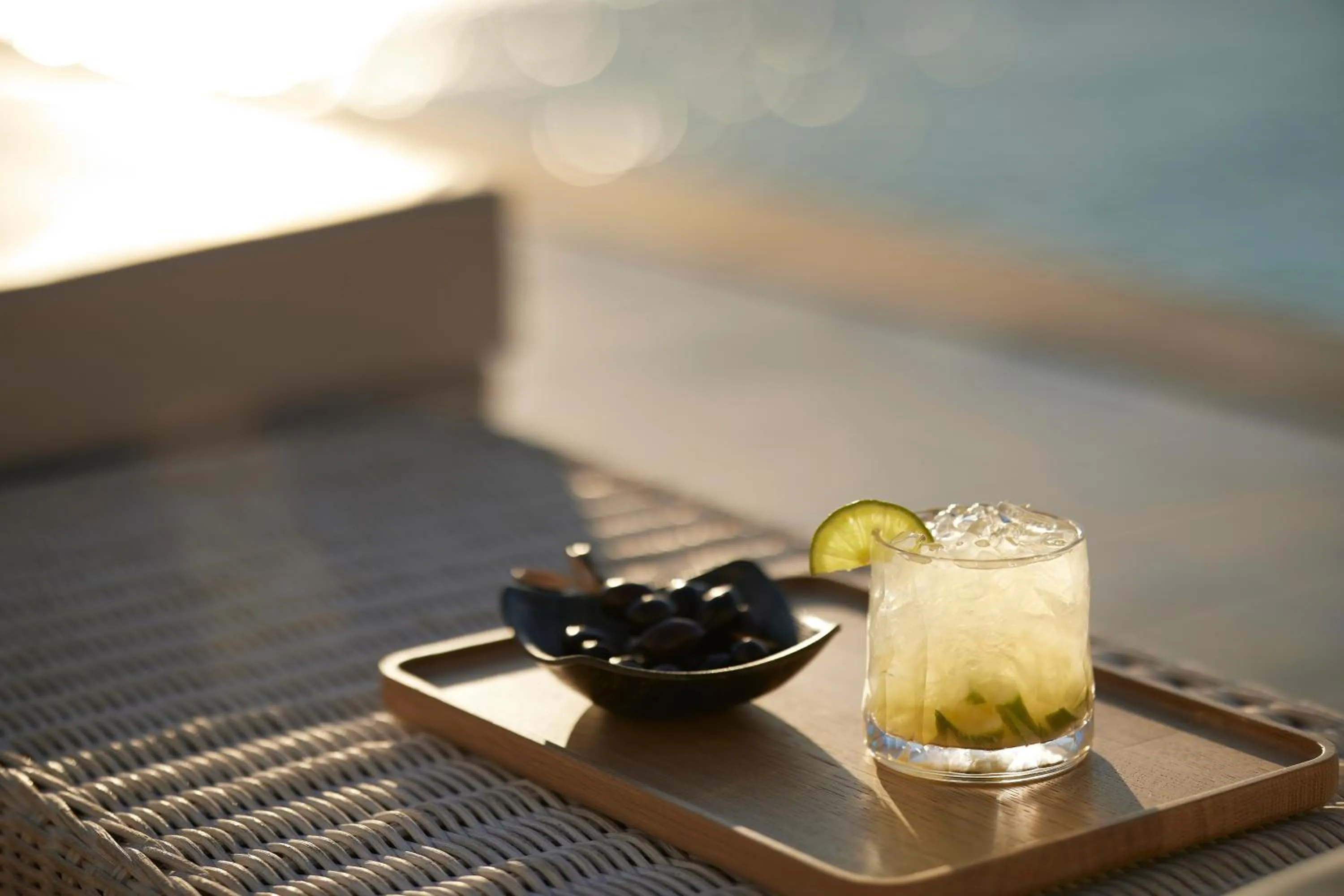 Restaurant/places to eat in Danae Suites Santorini