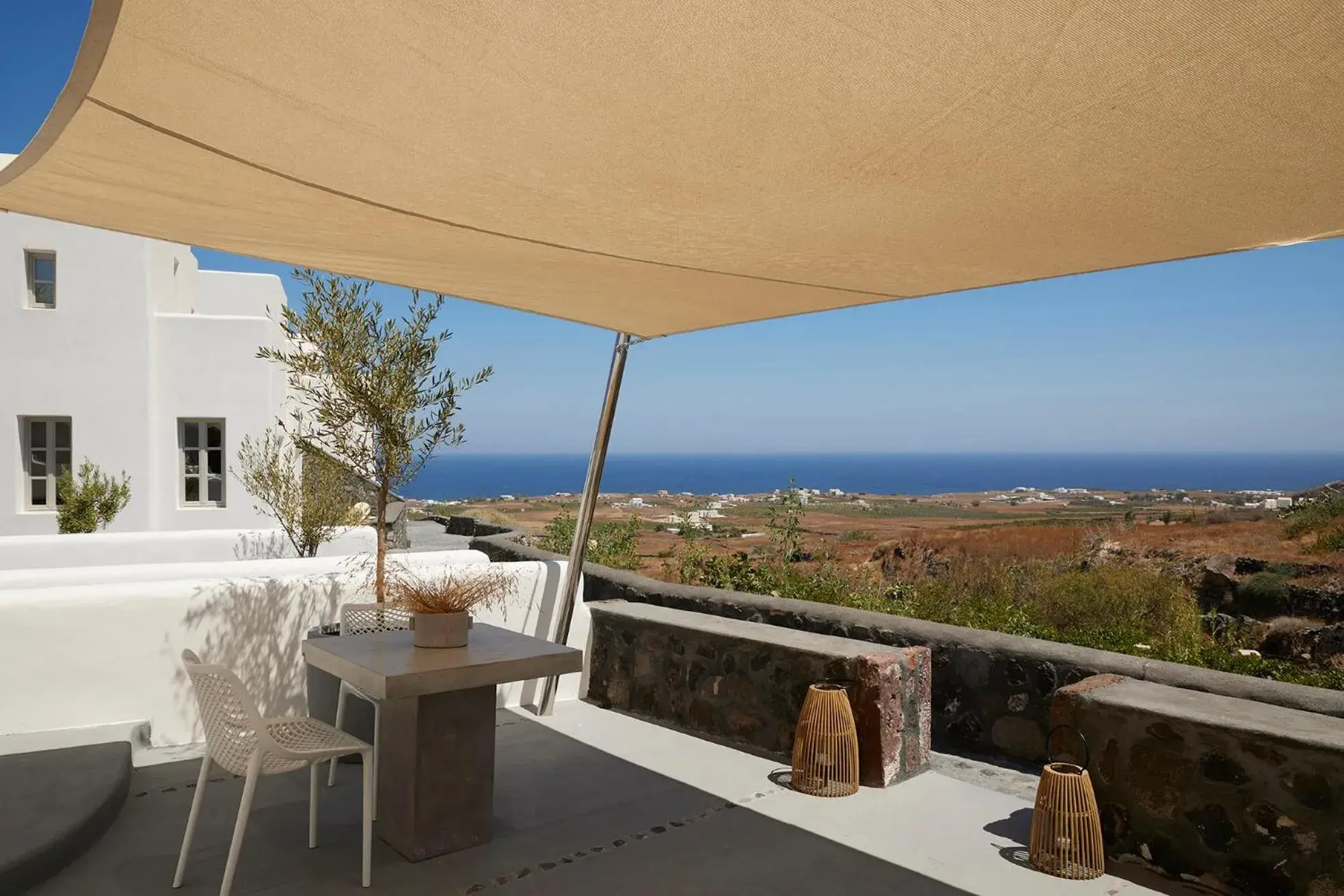 Property building in Danae Suites Santorini Property building in Danae Suites Santorini