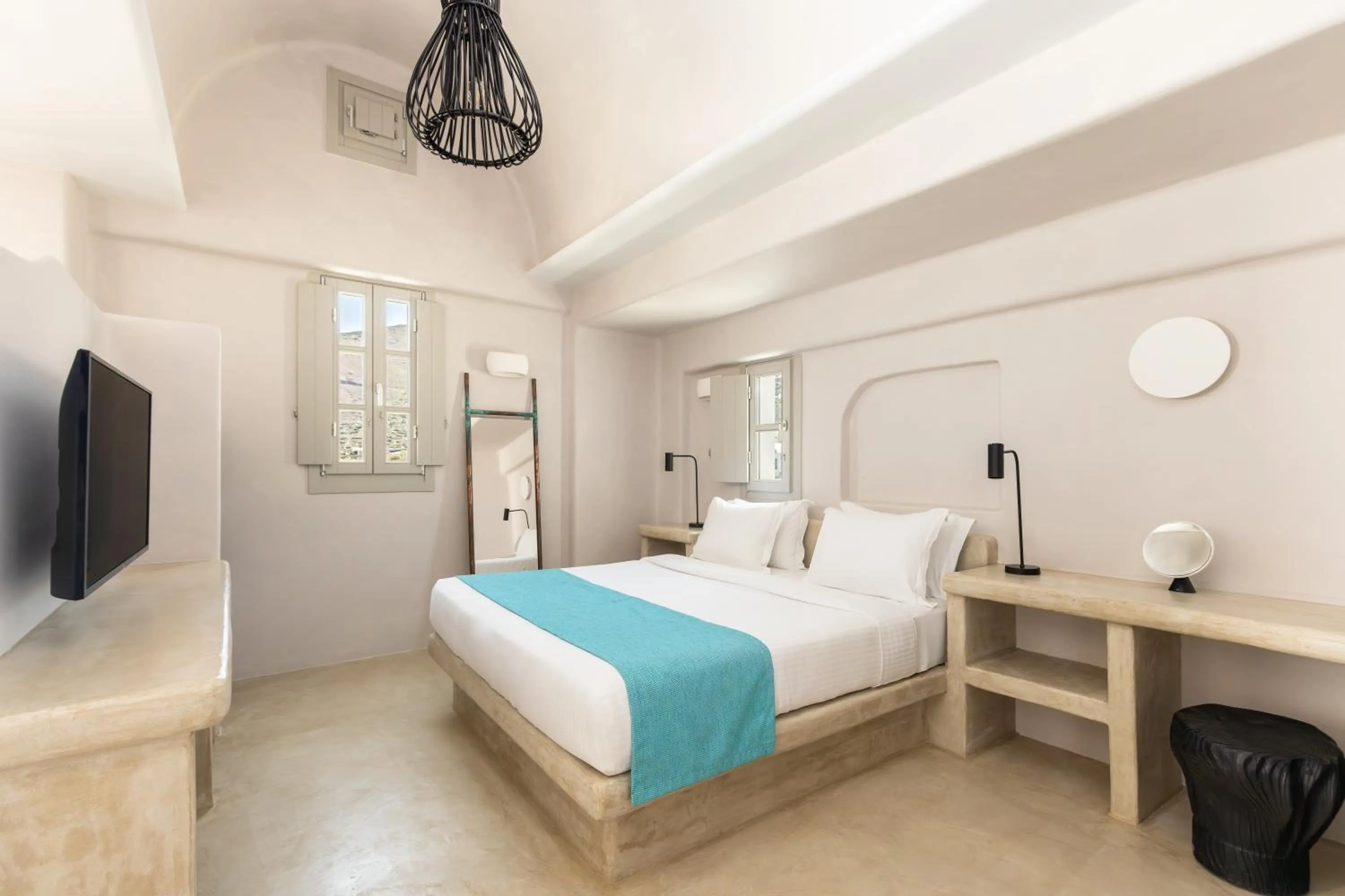 Bedroom, Bed in Danae Suites Santorini