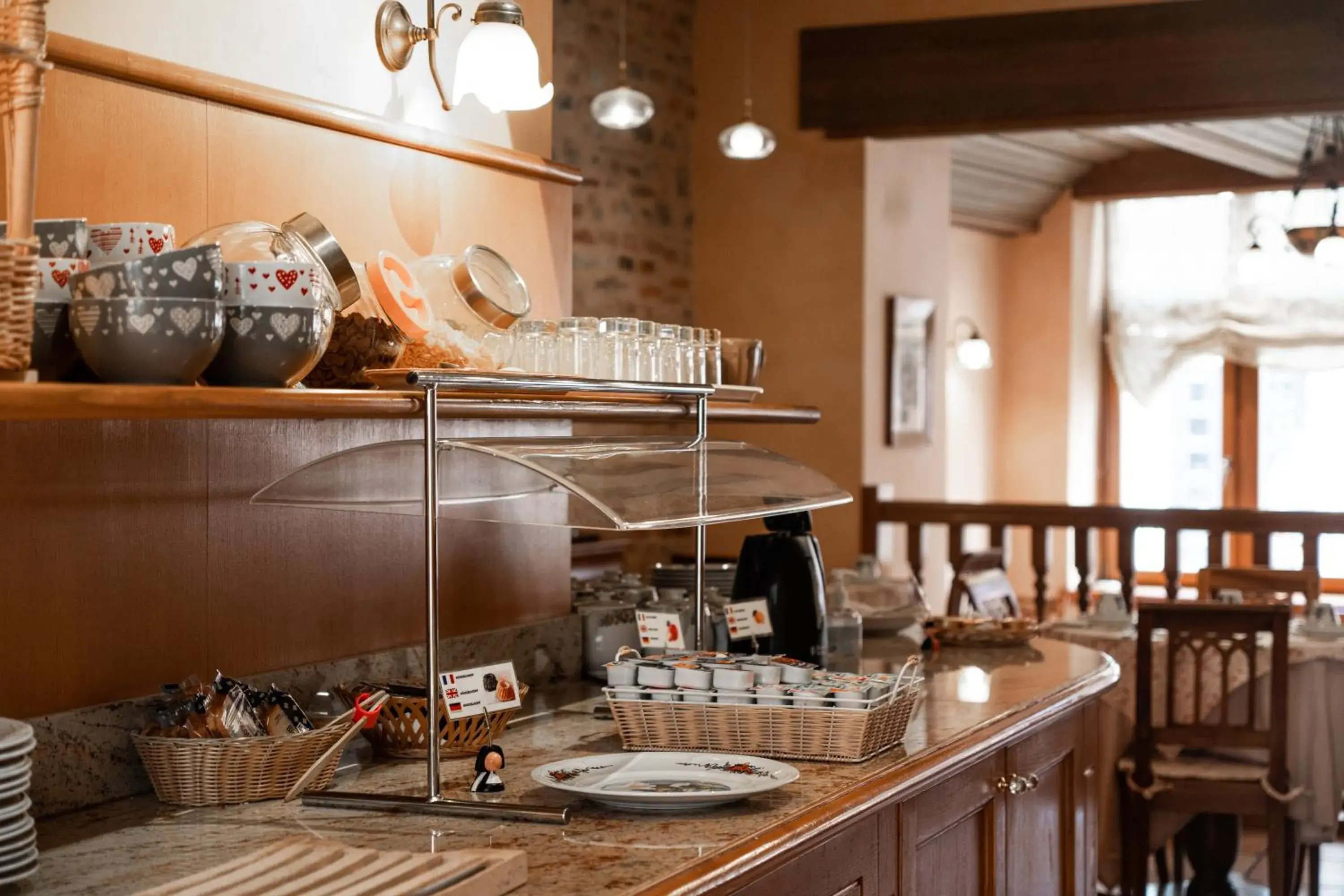 Buffet breakfast in Hotel Saint-Martin Buffet breakfast in Hotel Saint-Martin