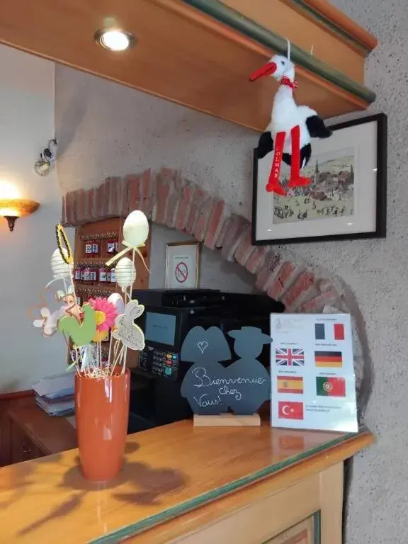 Lobby or reception in Hotel Saint-Martin Lobby or reception in Hotel Saint-Martin