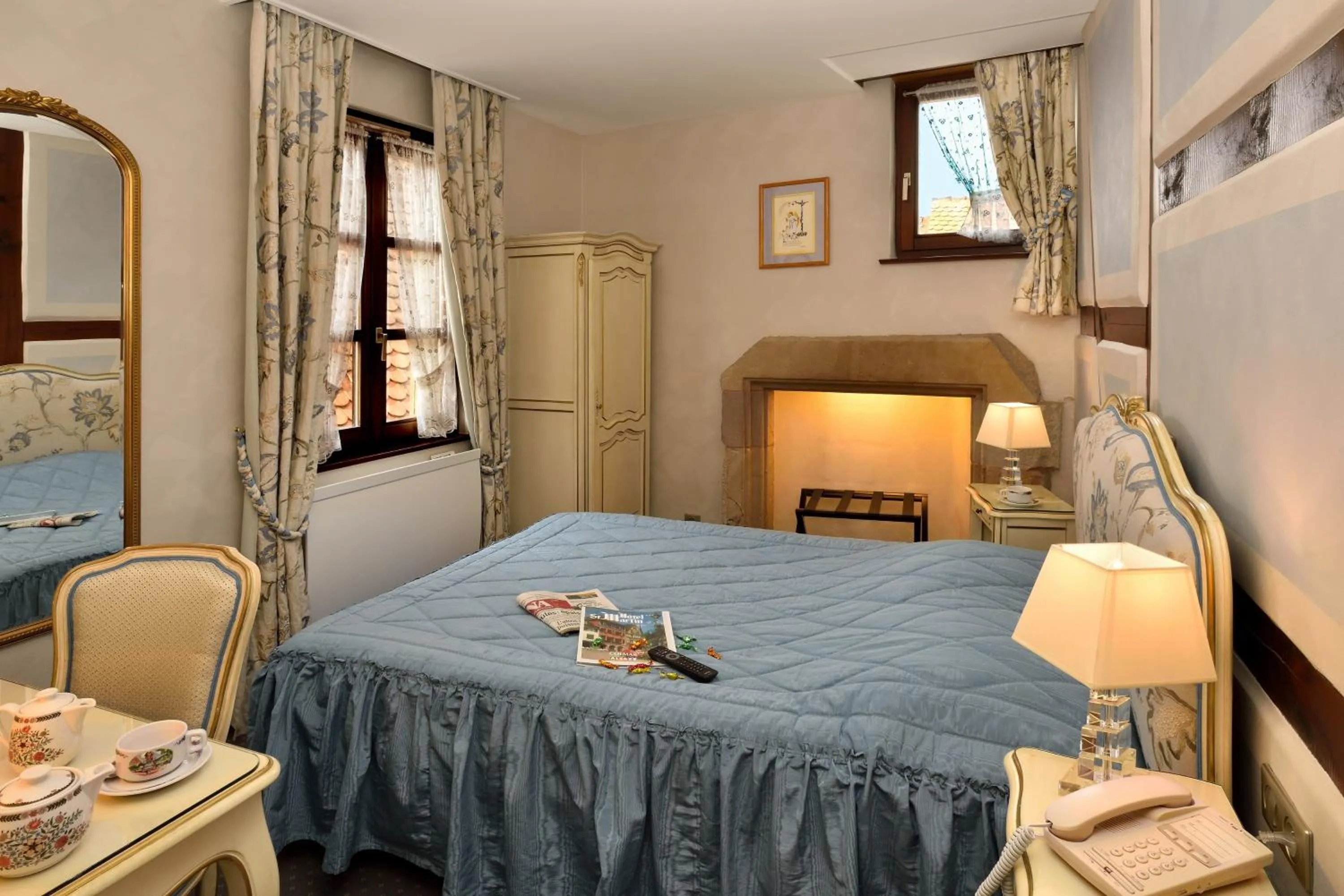 Bed in Hotel Saint-Martin