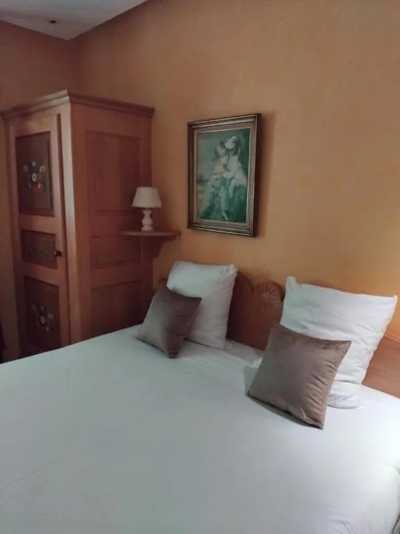 Bed in Hotel Saint-Martin