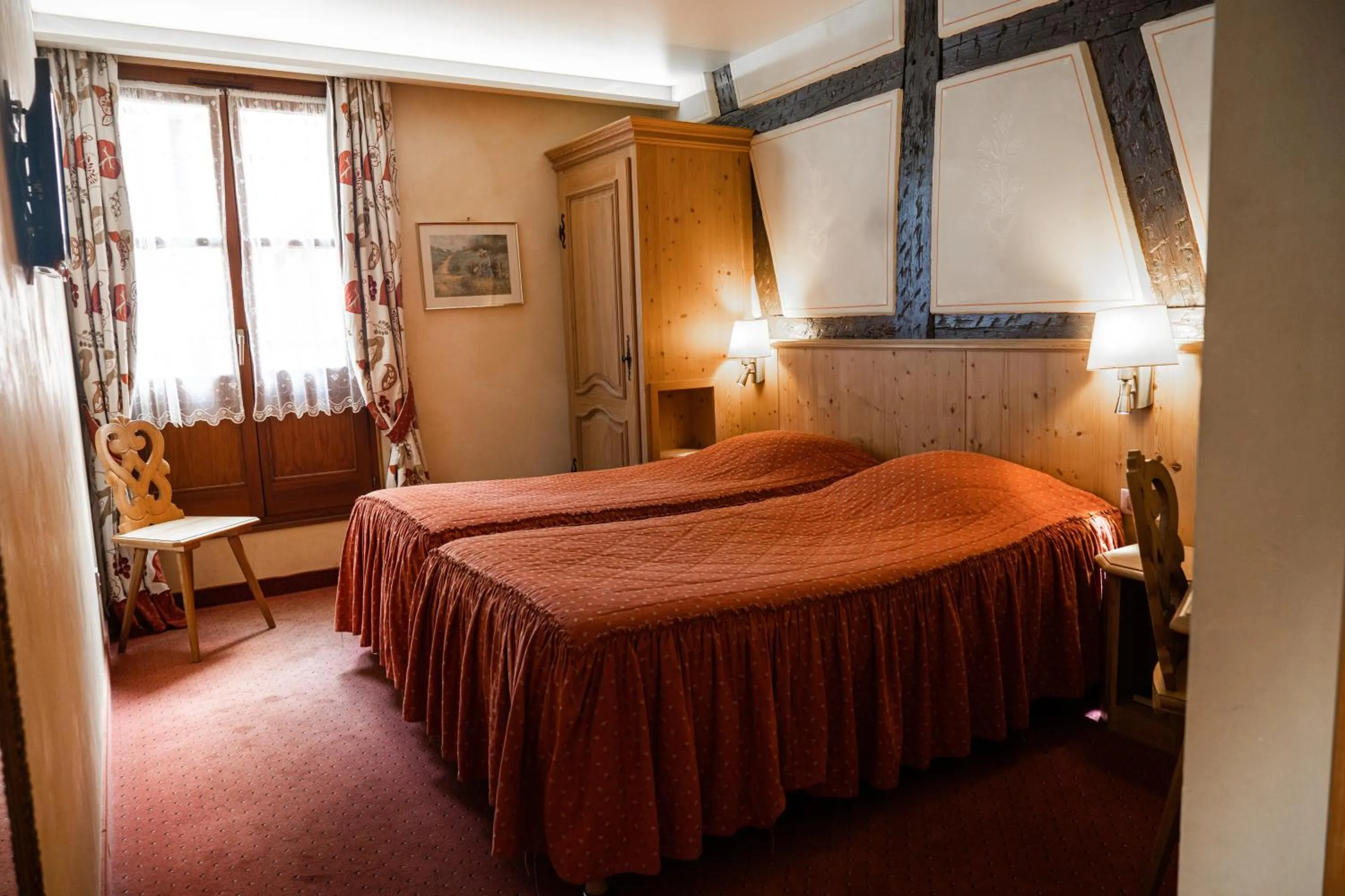 Bedroom, Bed in Hotel Saint-Martin