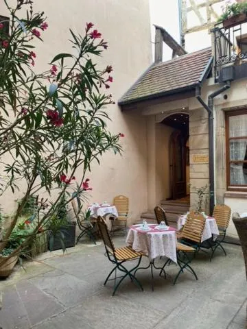 Patio in Hotel Saint-Martin