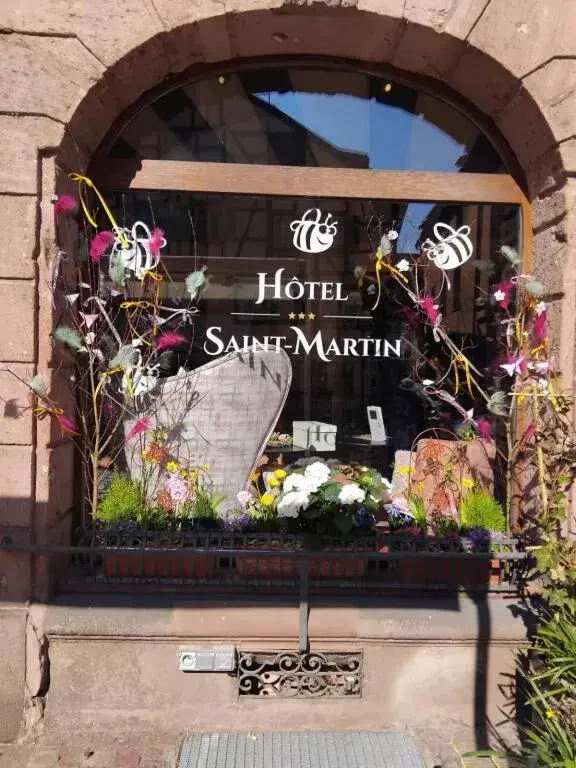 Facade/entrance in Hotel Saint-Martin Facade/entrance in Hotel Saint-Martin