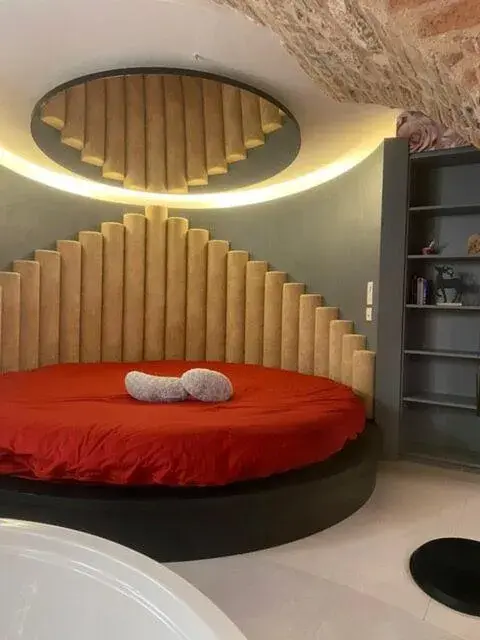 Bed in Hotel Saint-Martin Bed in Hotel Saint-Martin