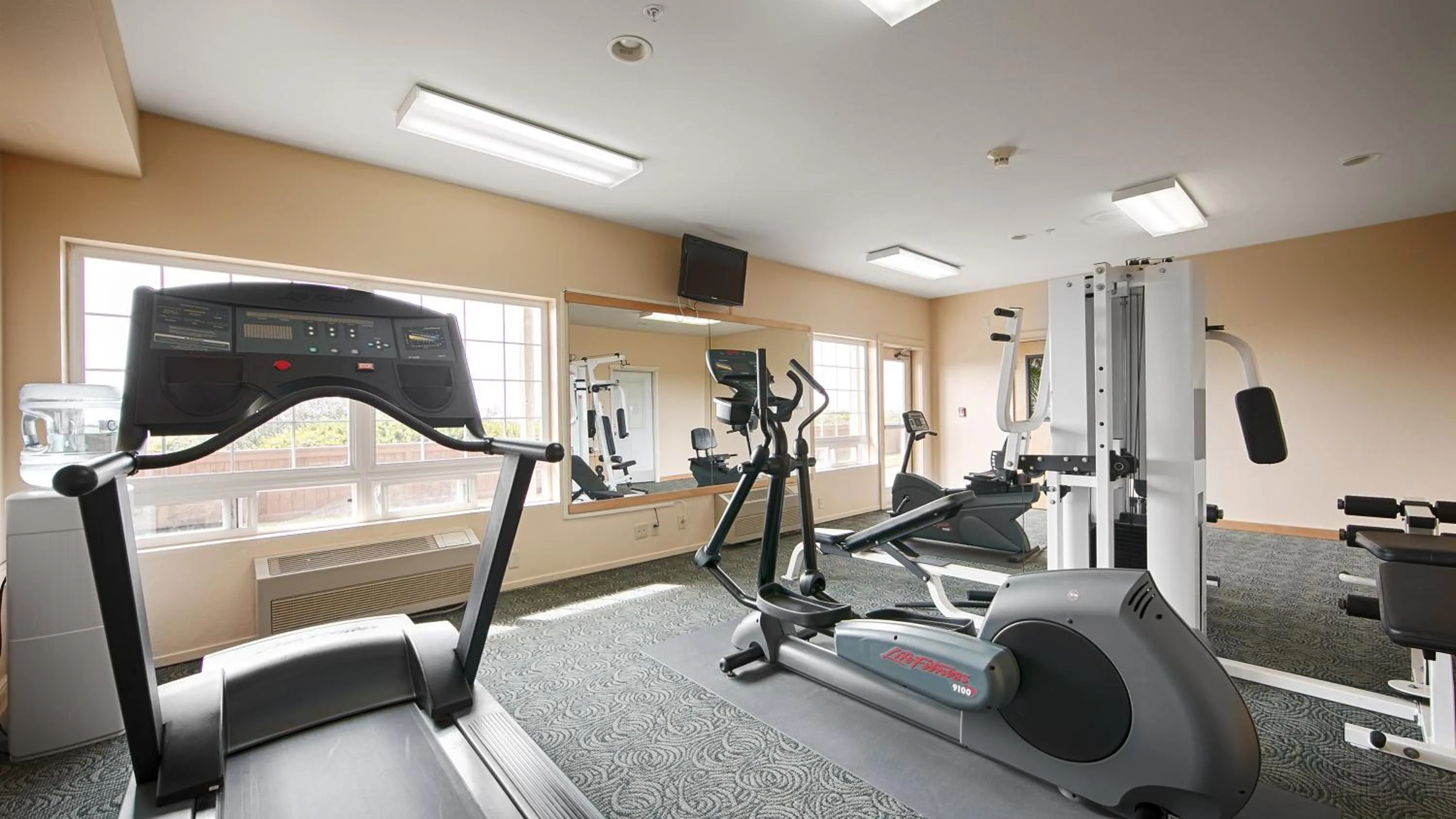 Fitness centre/facilities in Lighthouse Suites Inn
