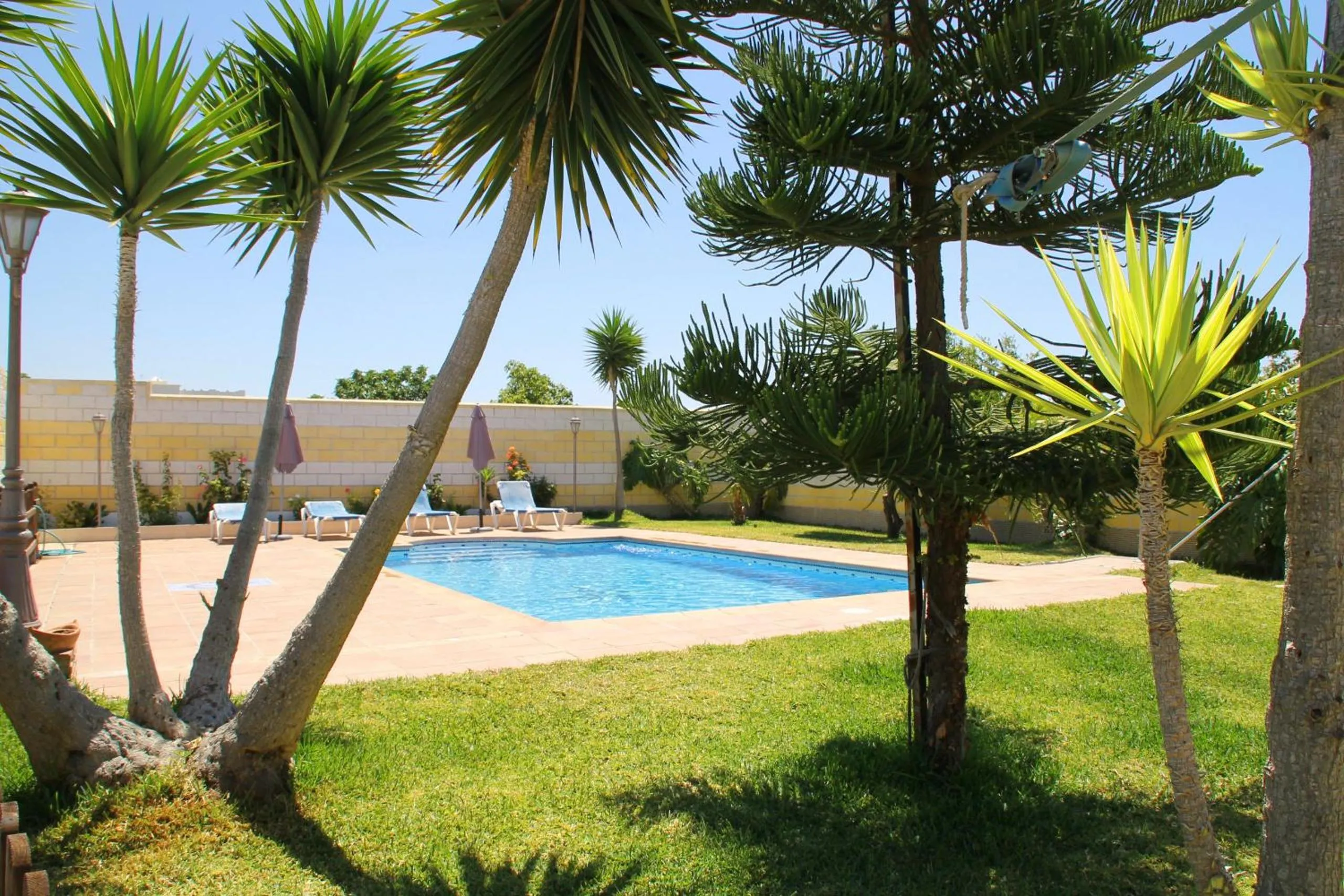 Swimming pool in Villa Rocio by SpainSunRentals 1008