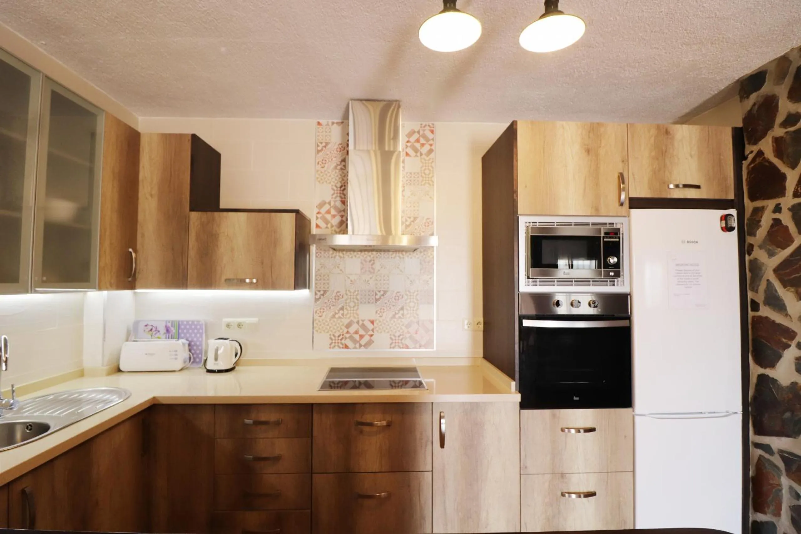 Kitchen or kitchenette in Villa Rocio by SpainSunRentals 1008