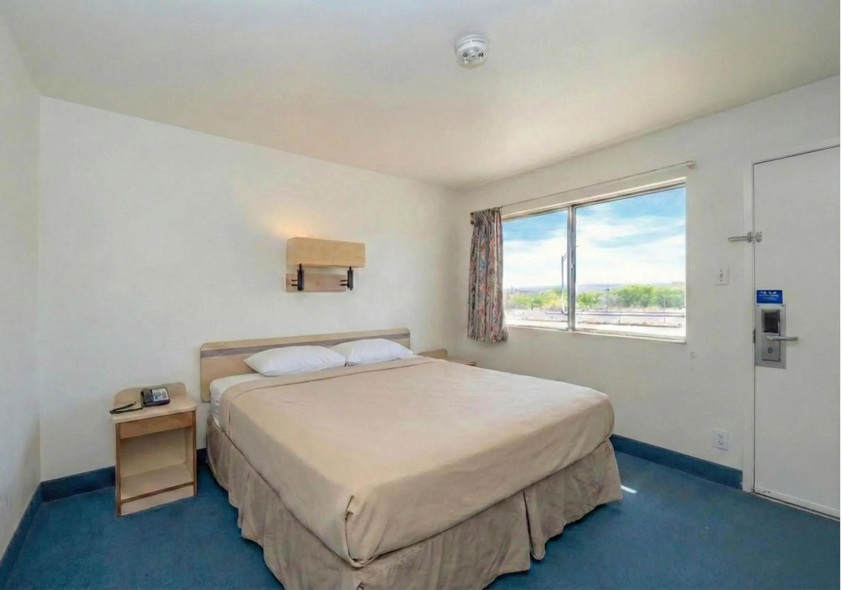 Full Bed Non-Smoking in Gazelle Stay by Hotel O Socorro Full Bed Non-Smoking in Gazelle Stay by Hotel O Socorro