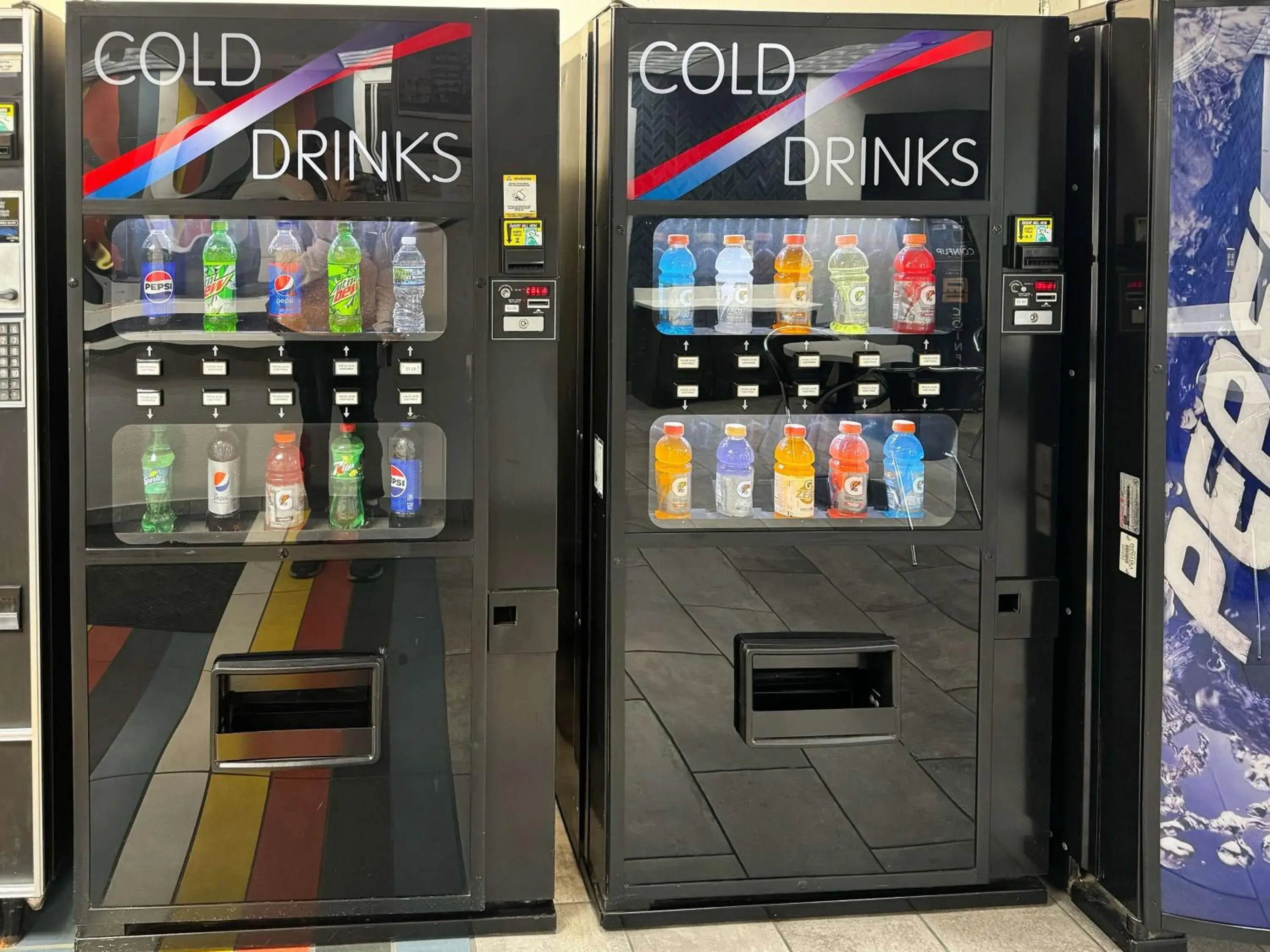 Property building in Motel 6-Oshkosh, WI Property building in Motel 6-Oshkosh, WI