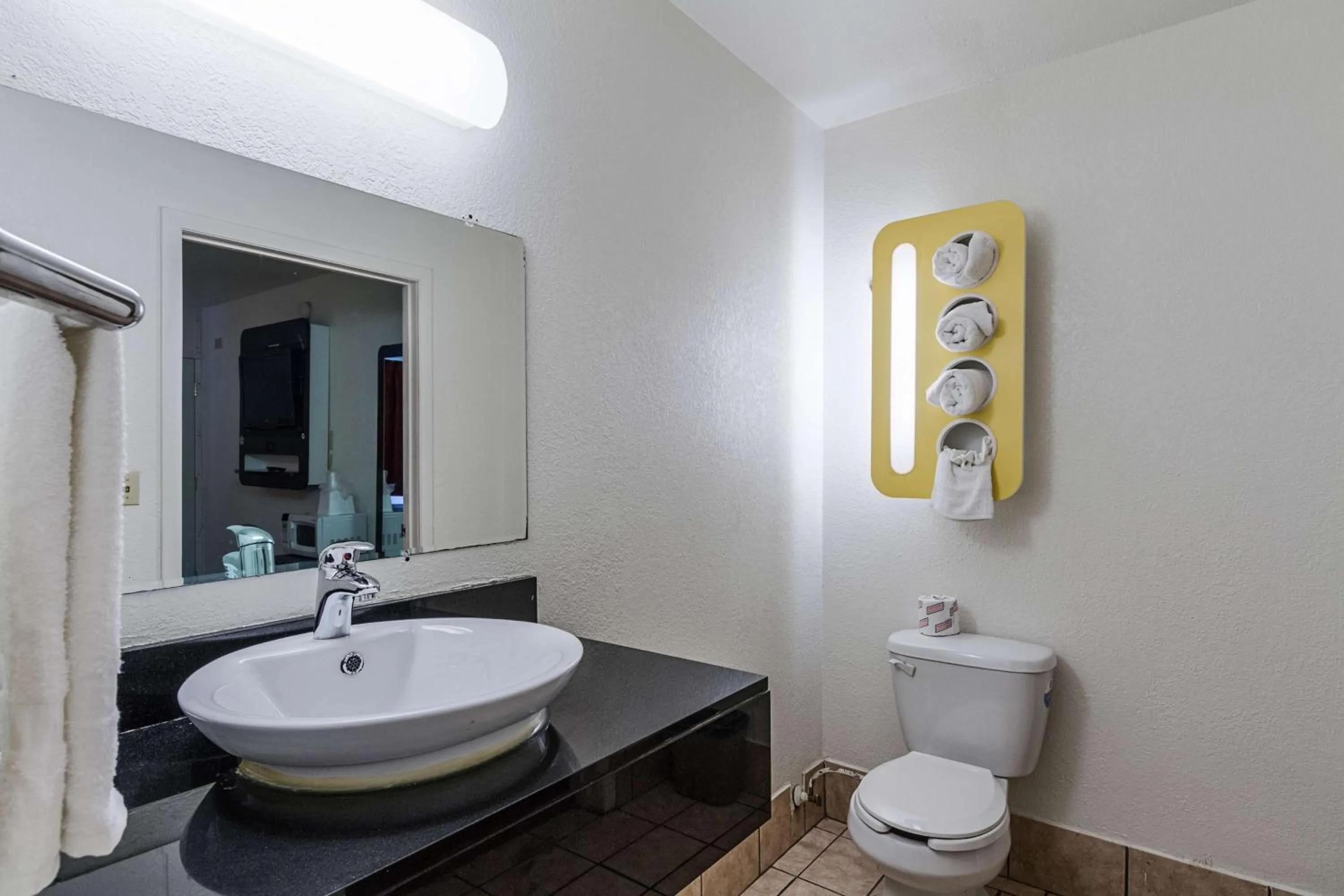 Toilet in Motel 6-Oshkosh, WI