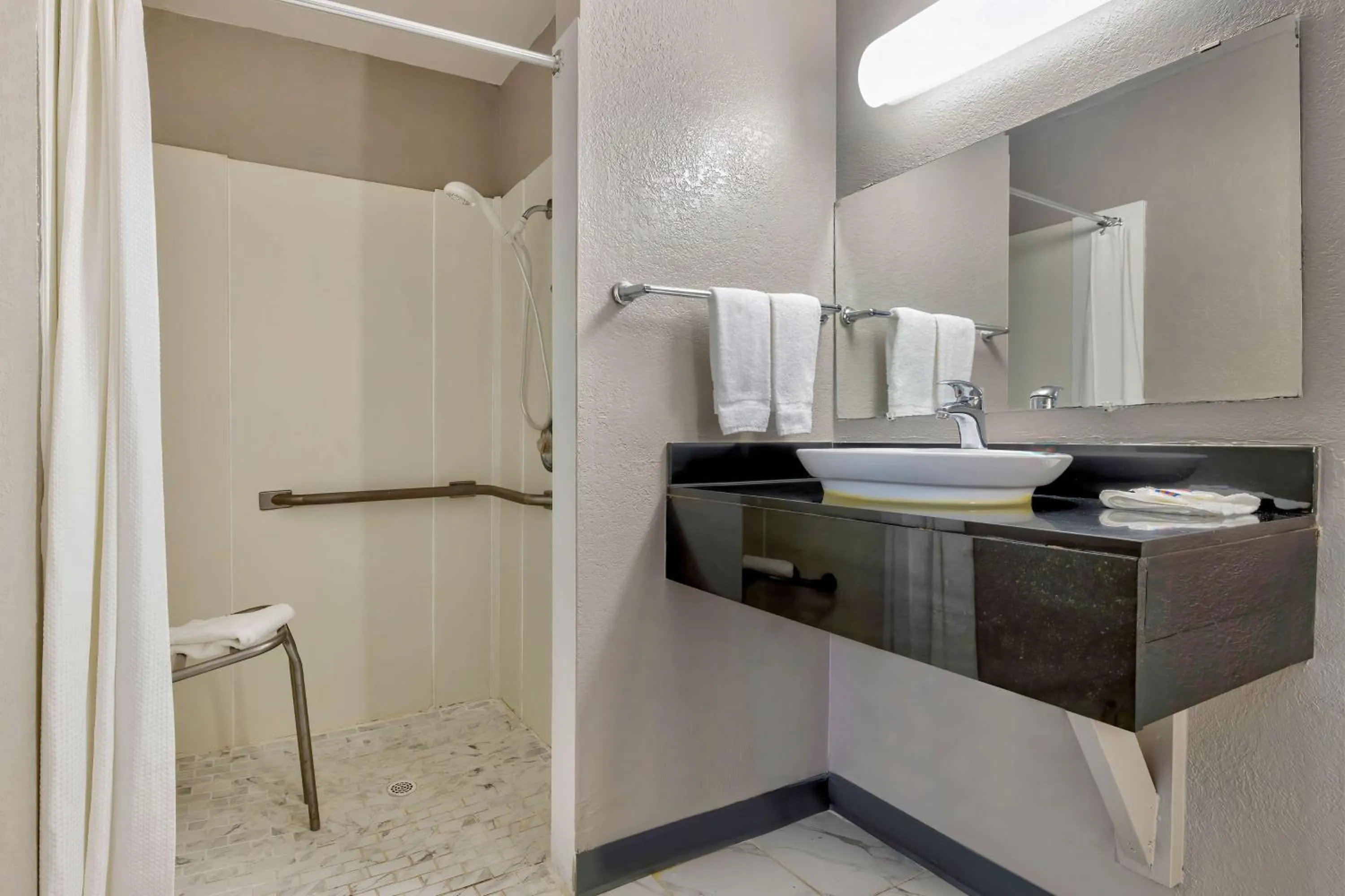 Bathroom in Motel 6-Oshkosh, WI