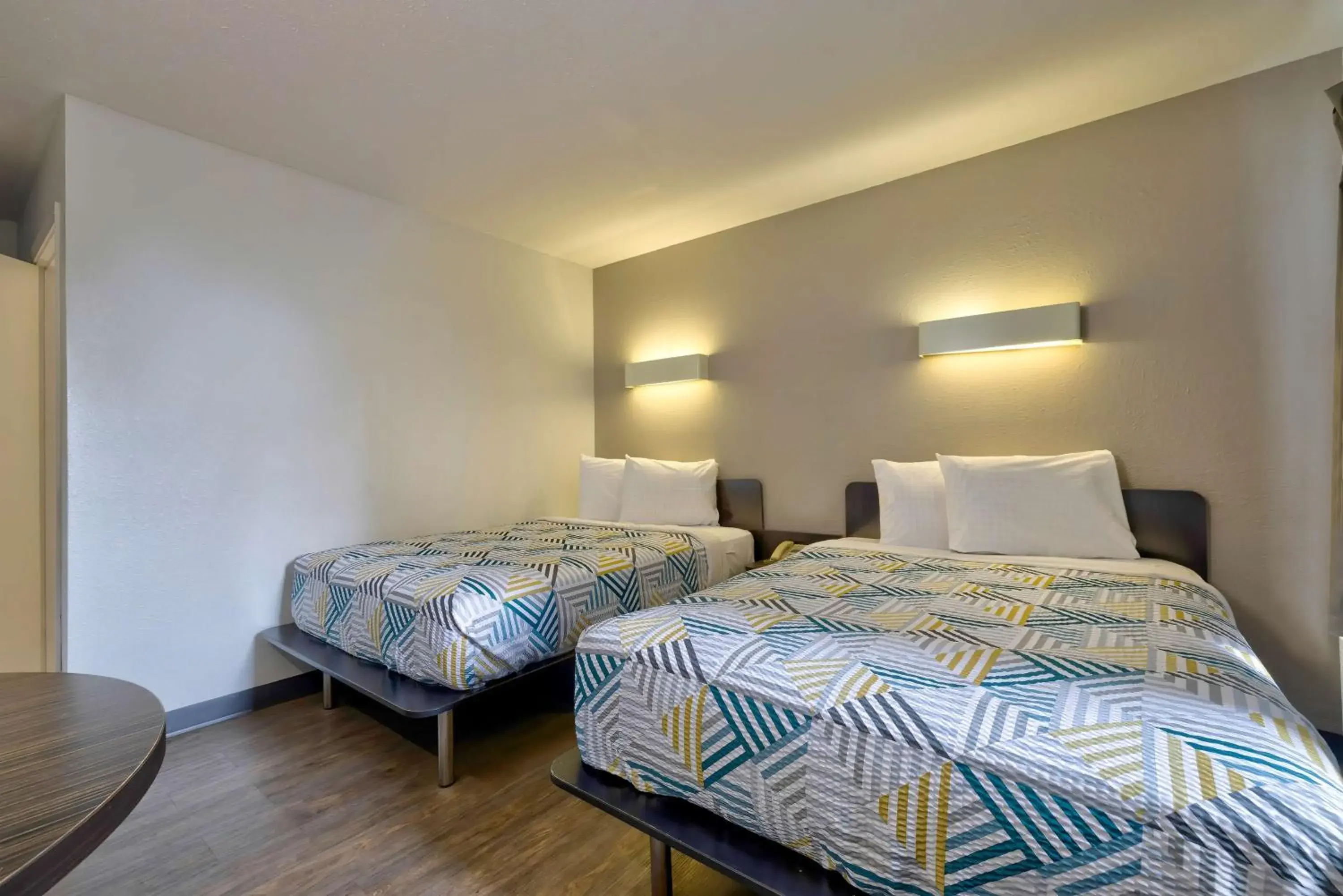 Bedroom, Bed in Motel 6-Oshkosh, WI Bedroom, Bed in Motel 6-Oshkosh, WI