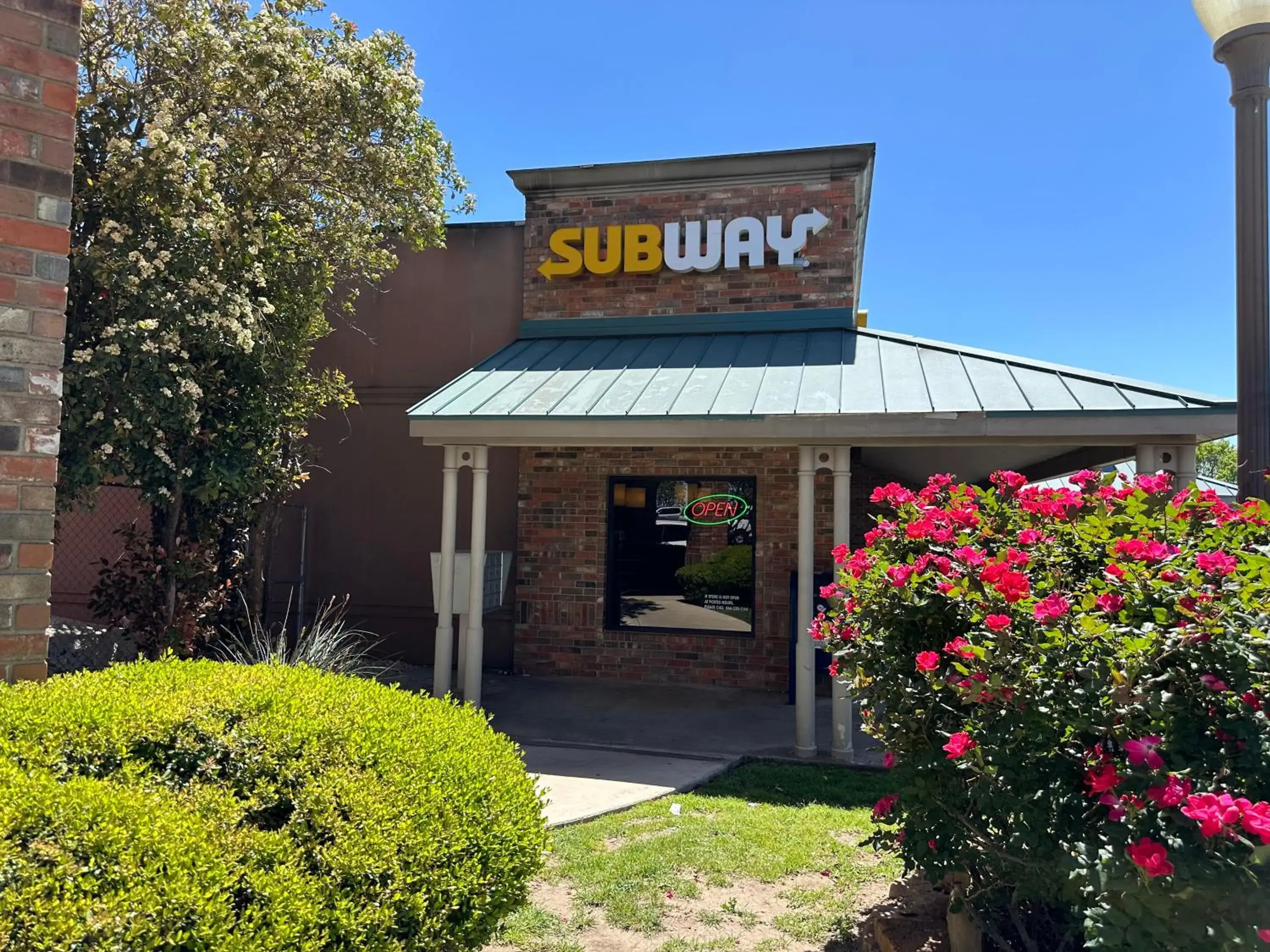 Deluxe Apartment in Sunset Inn and Suites Deluxe Apartment in Sunset Inn and Suites