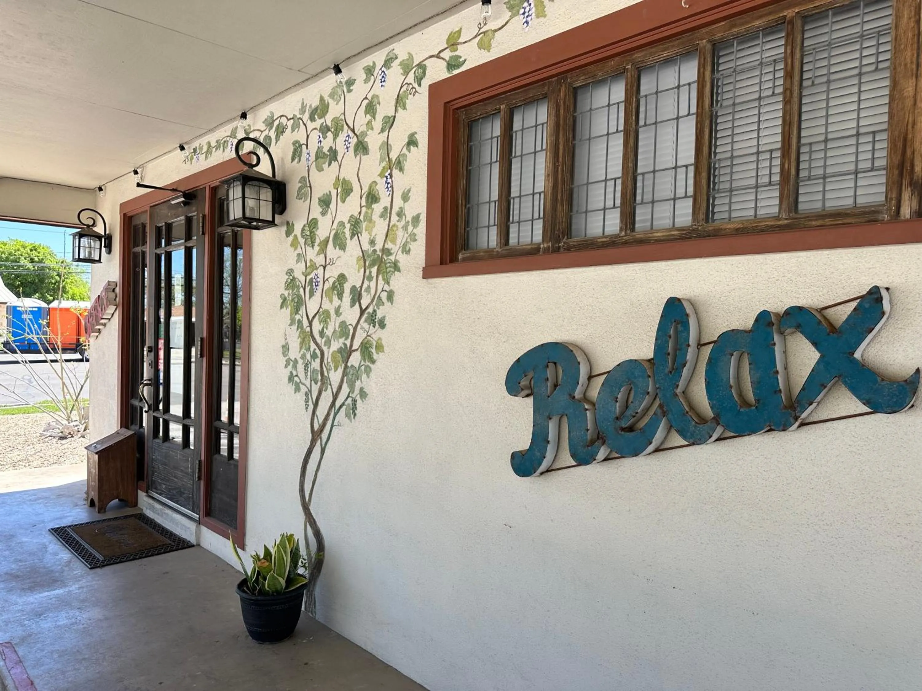 Sunset Inn and Suites