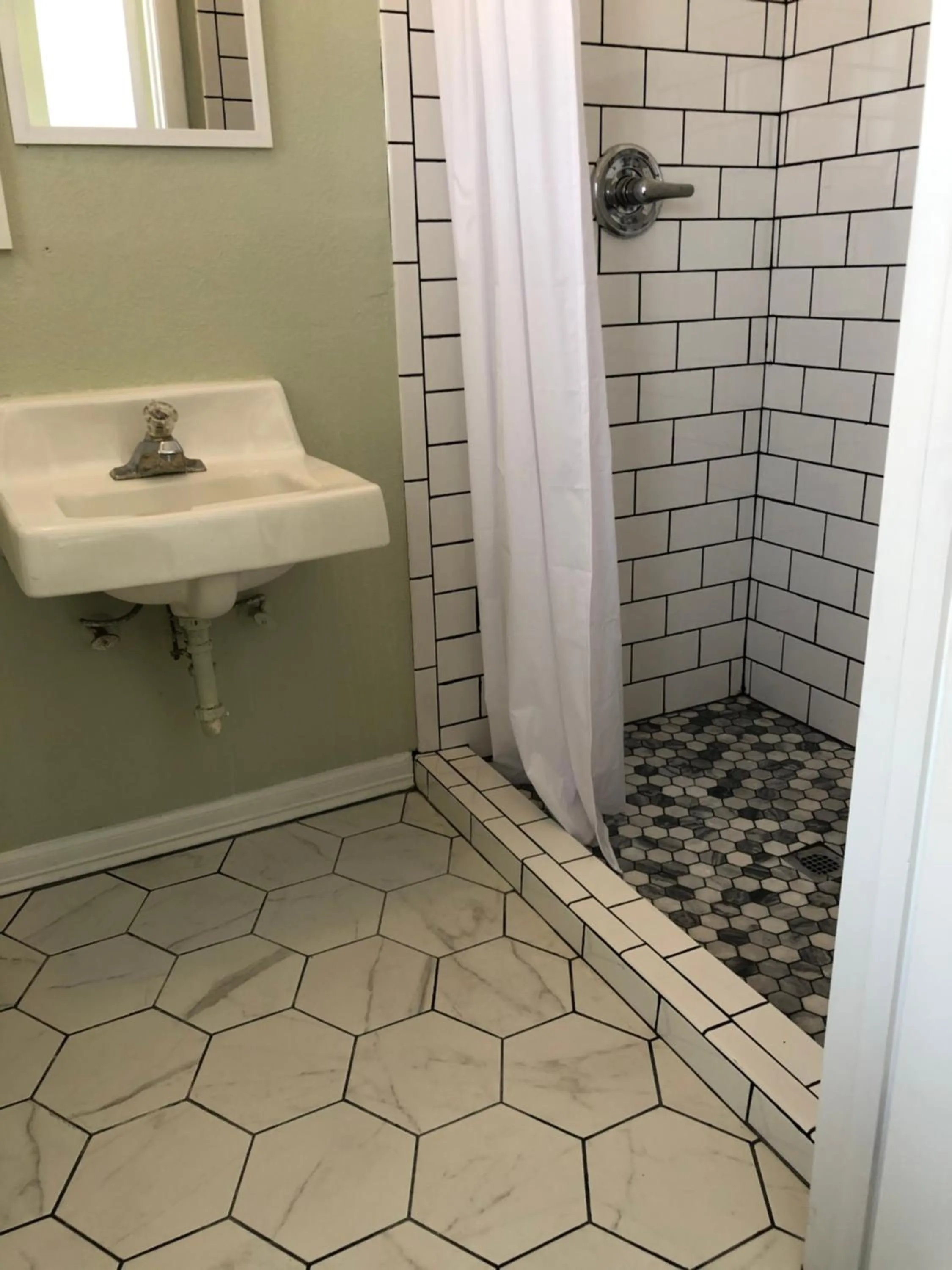 Sunset Inn and Suites