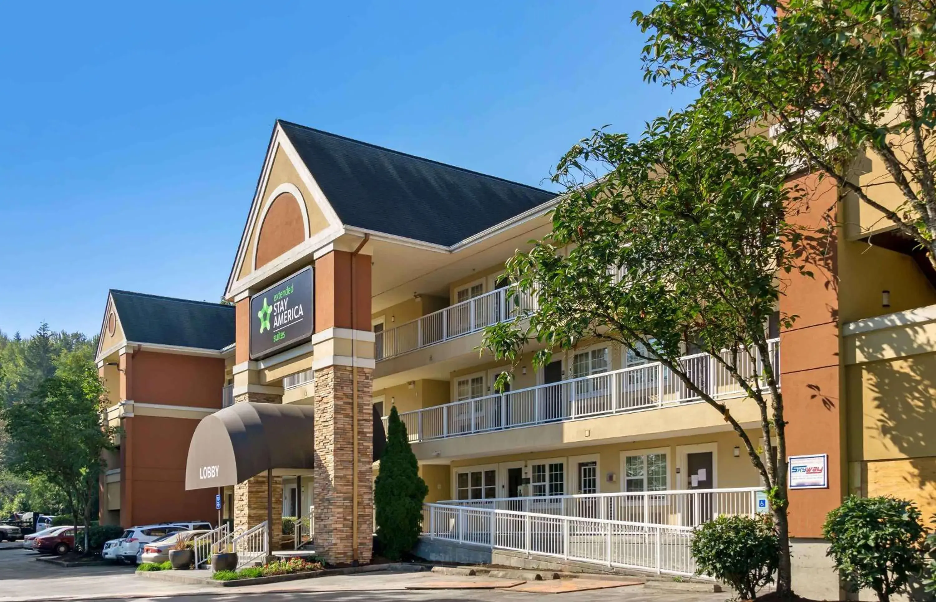 Property building in Extended Stay America Suites - Seattle - Tukwila Property building in Extended Stay America Suites - Seattle - Tukwila