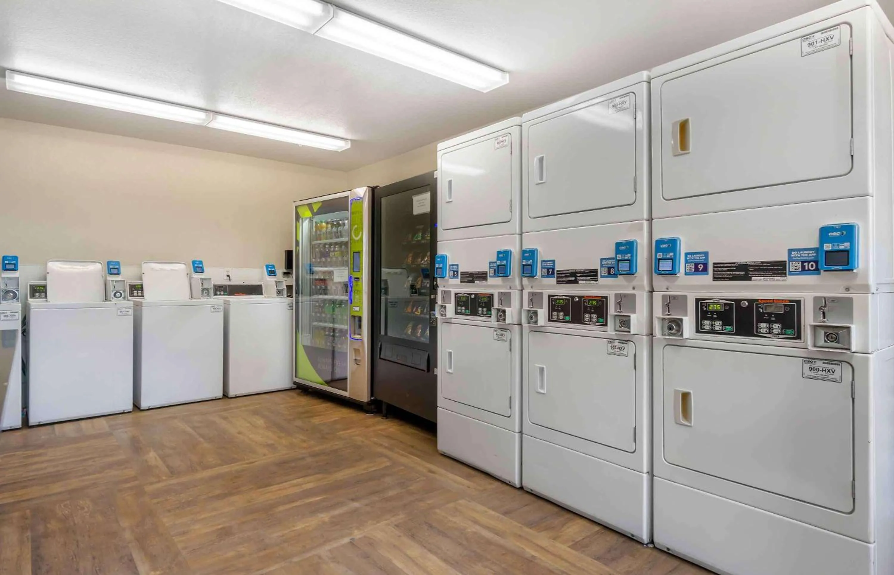 Property building in Extended Stay America Suites - Seattle - Tukwila